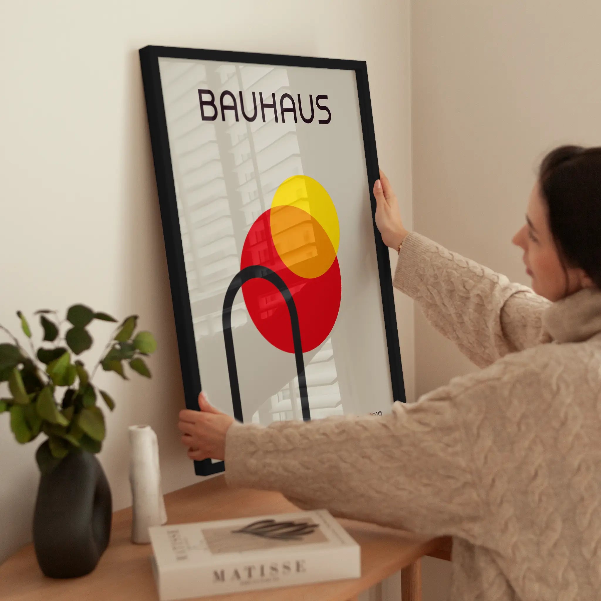Red — Bauhaus 1919 wird aufgehängt