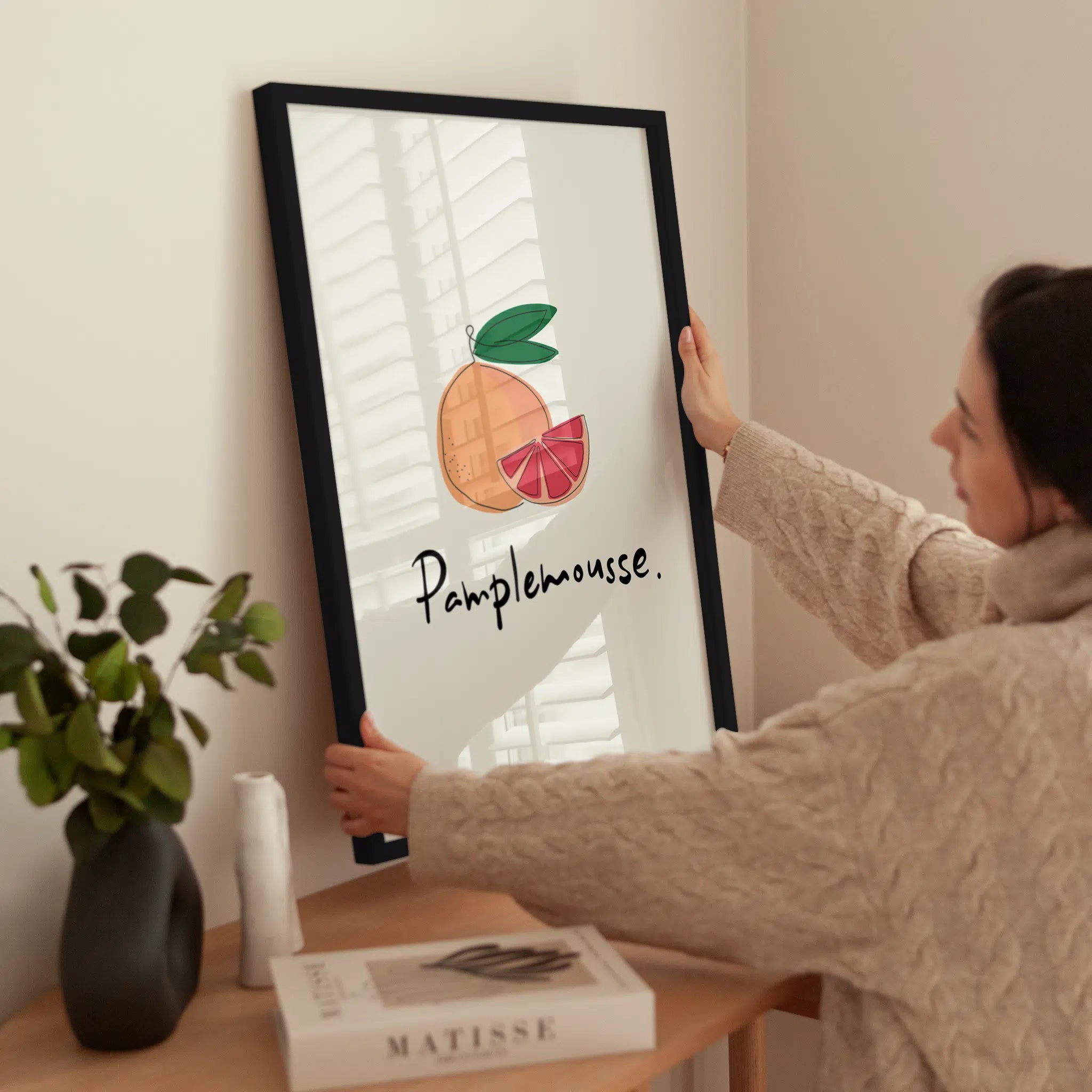 Grapefruit Outline wird aufgehängt