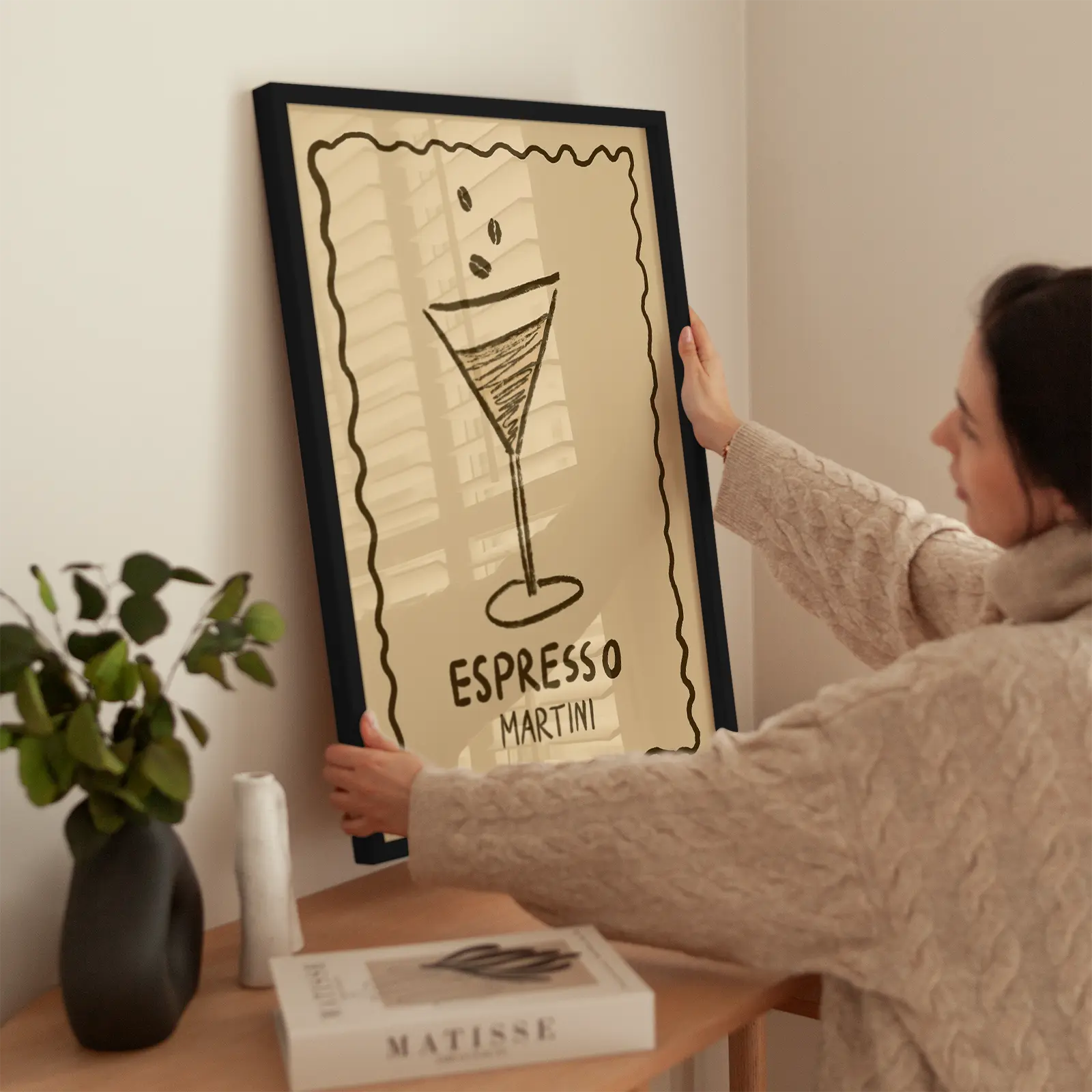 Espresso Martini Sketch wird aufgehängt