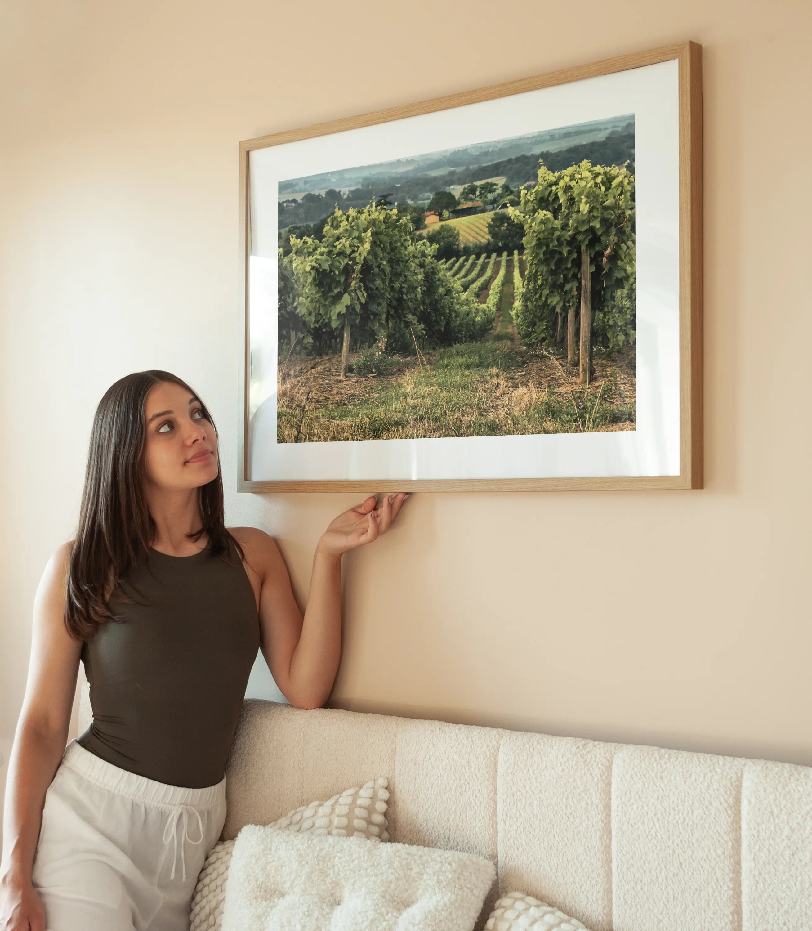 Tuscan Vines No2 wird aufgehängt