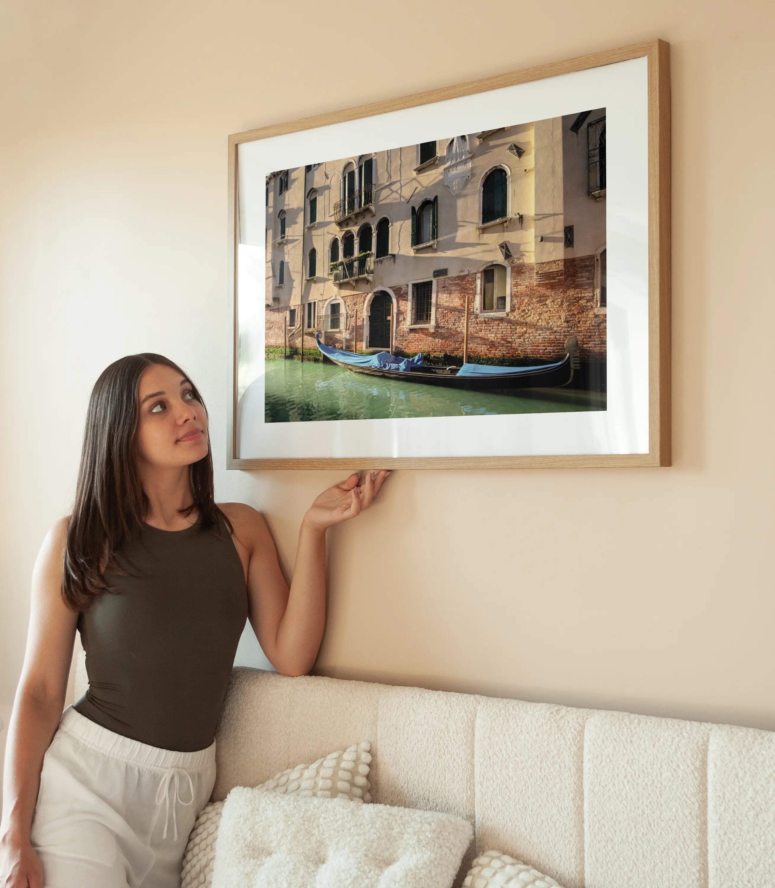 Venetian Dawn wird aufgehängt