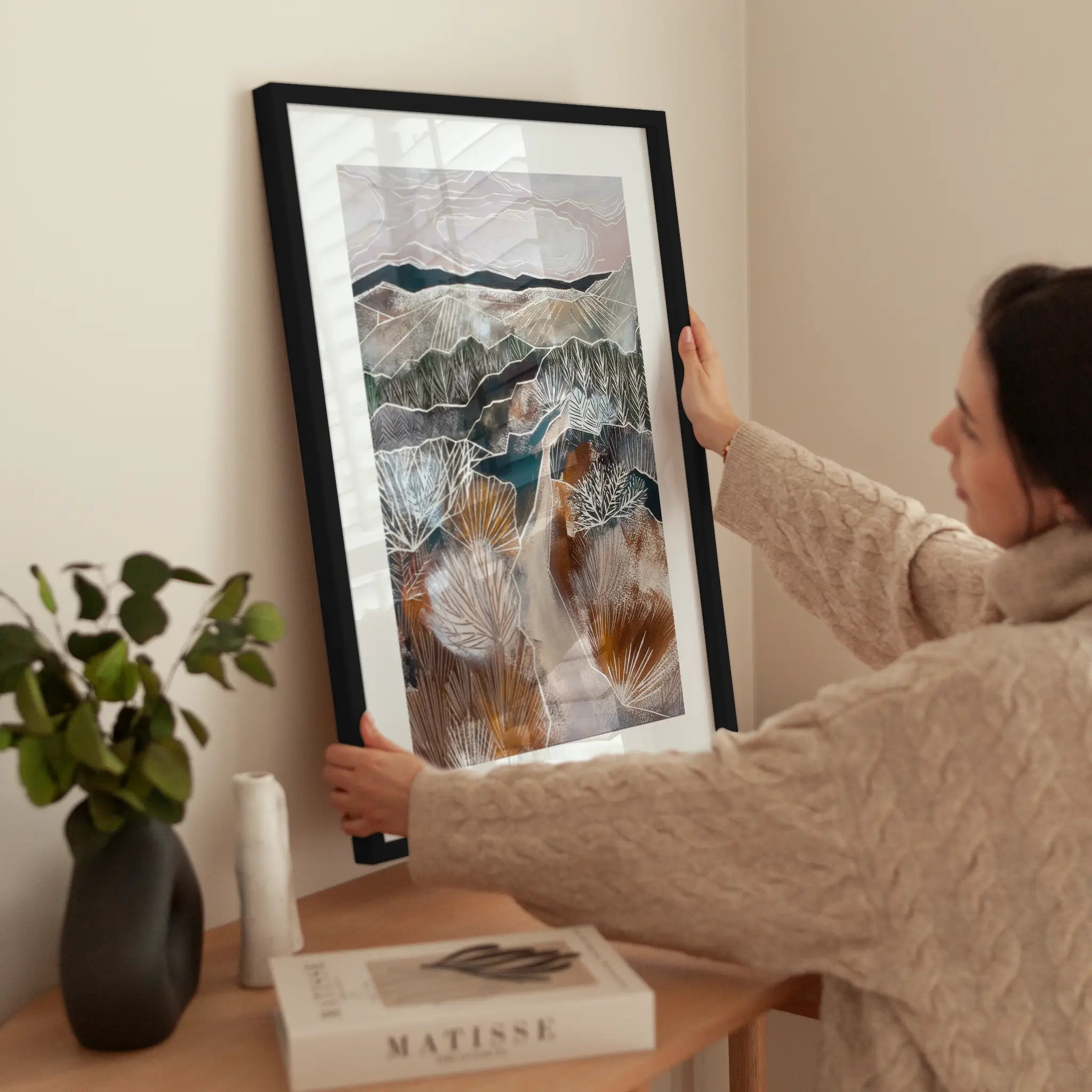 Abstract Botanical Landscape wird aufgehängt