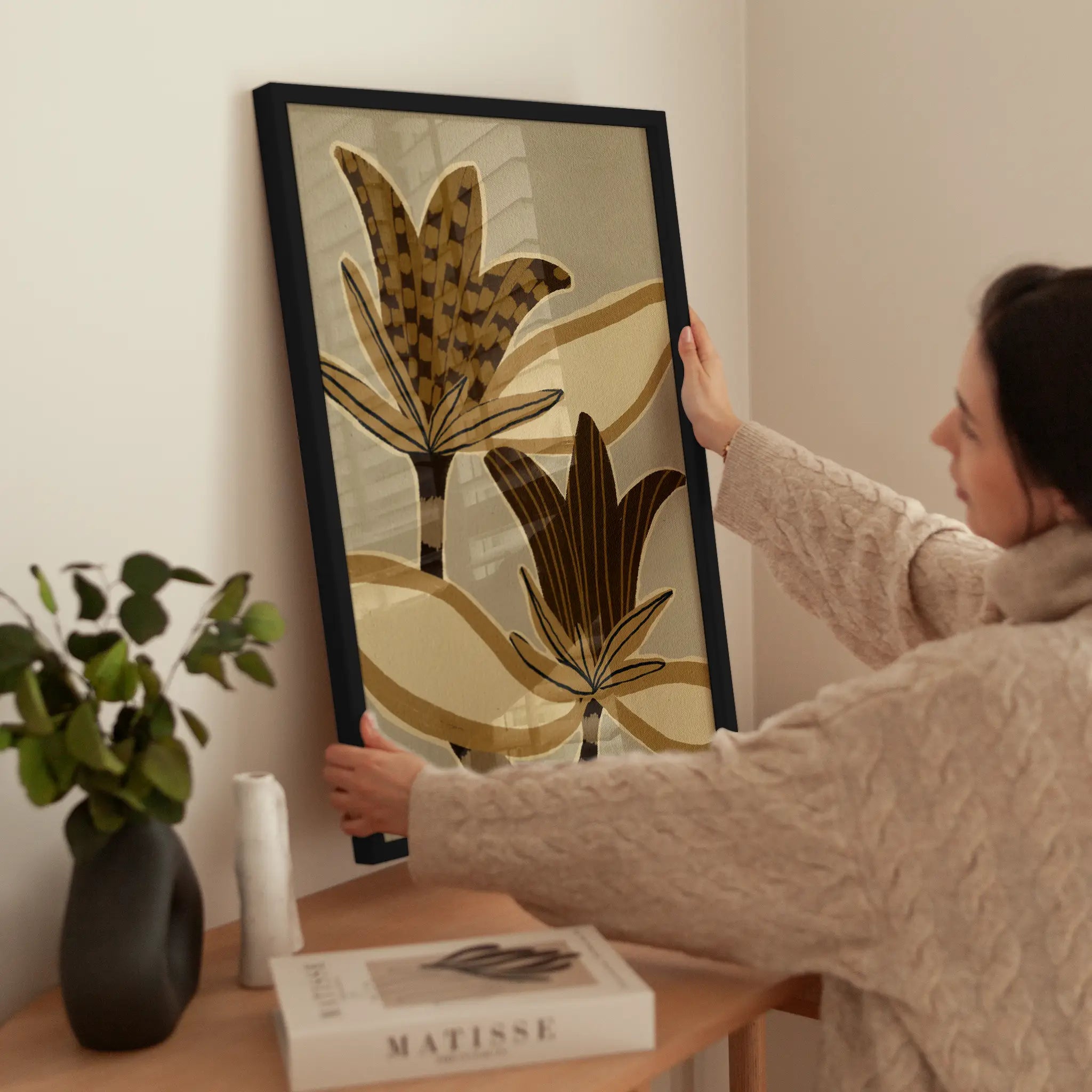 Abstract Botanical No1 wird aufgehängt