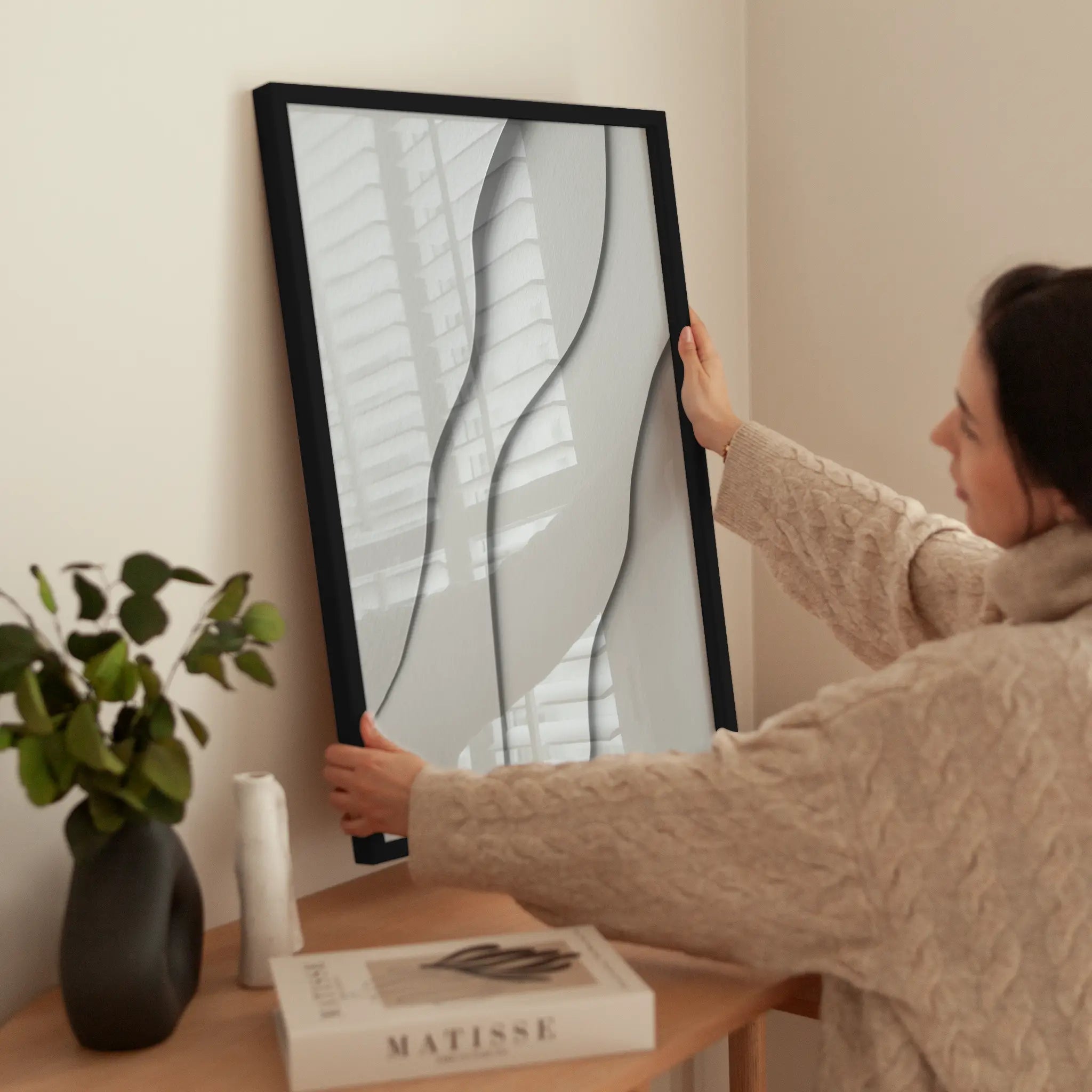Abstract Paper Waves wird aufgehängt