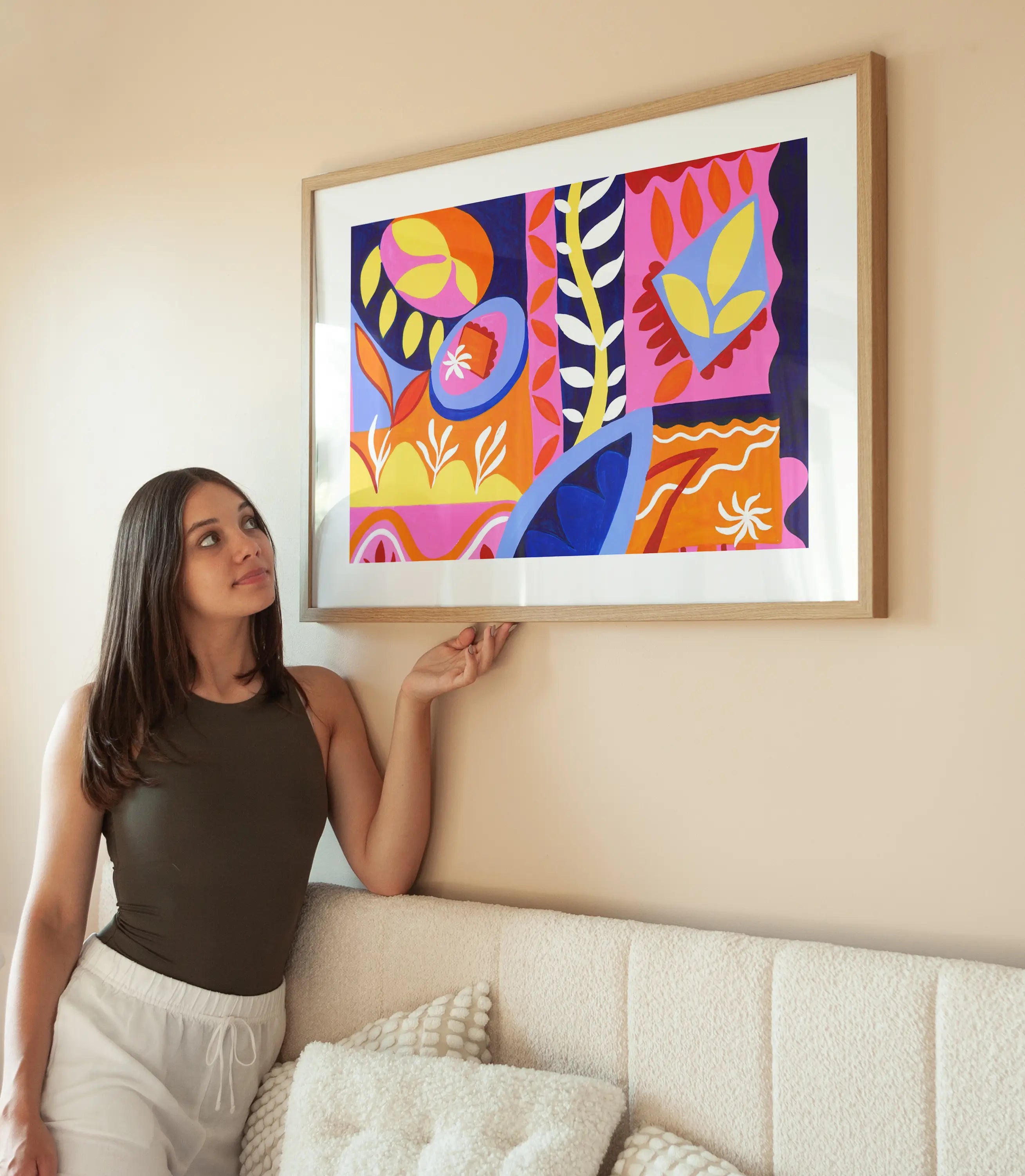Acrylic Botanical wird aufgehängt