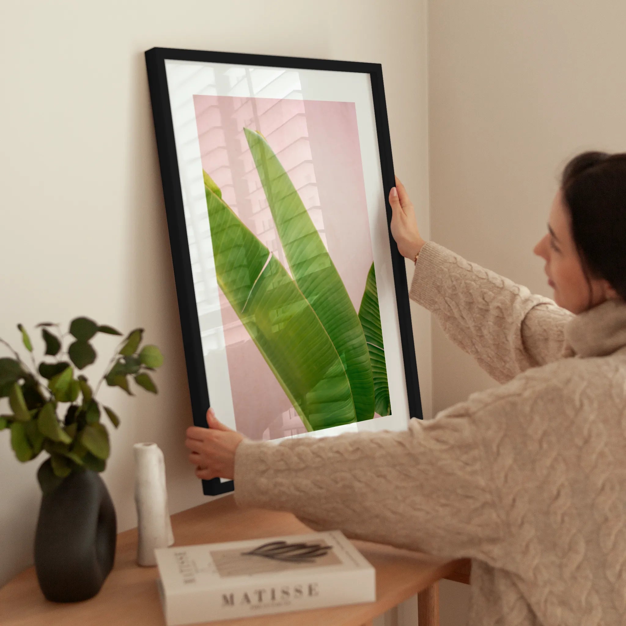 Banana Leaves 3 wird aufgehängt