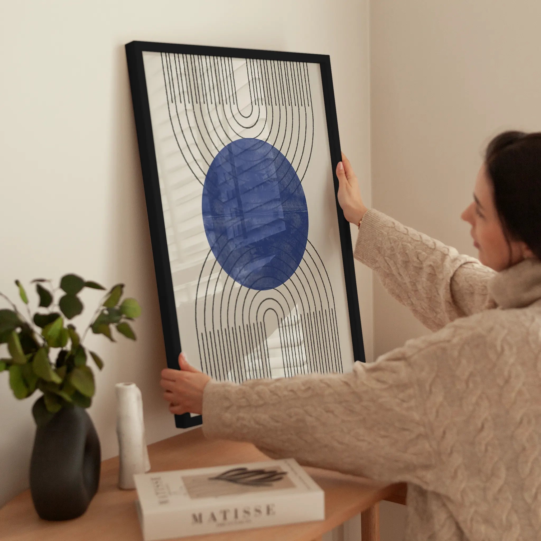 Blue Graphic wird aufgehängt