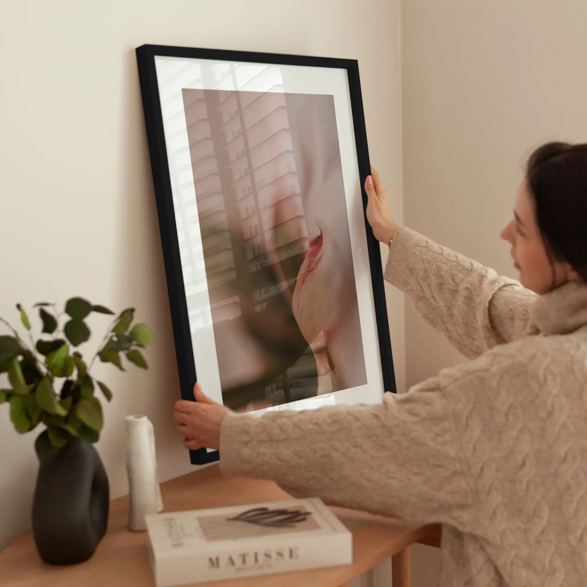 Blurry Botanical wird aufgehängt