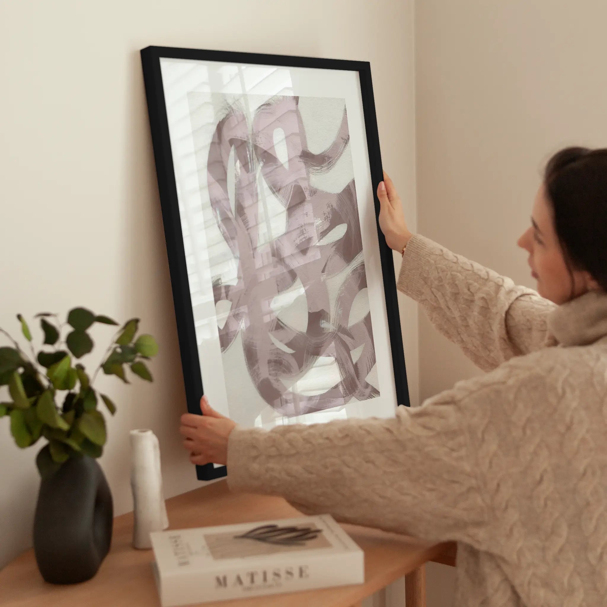 Blush Abstract wird aufgehängt