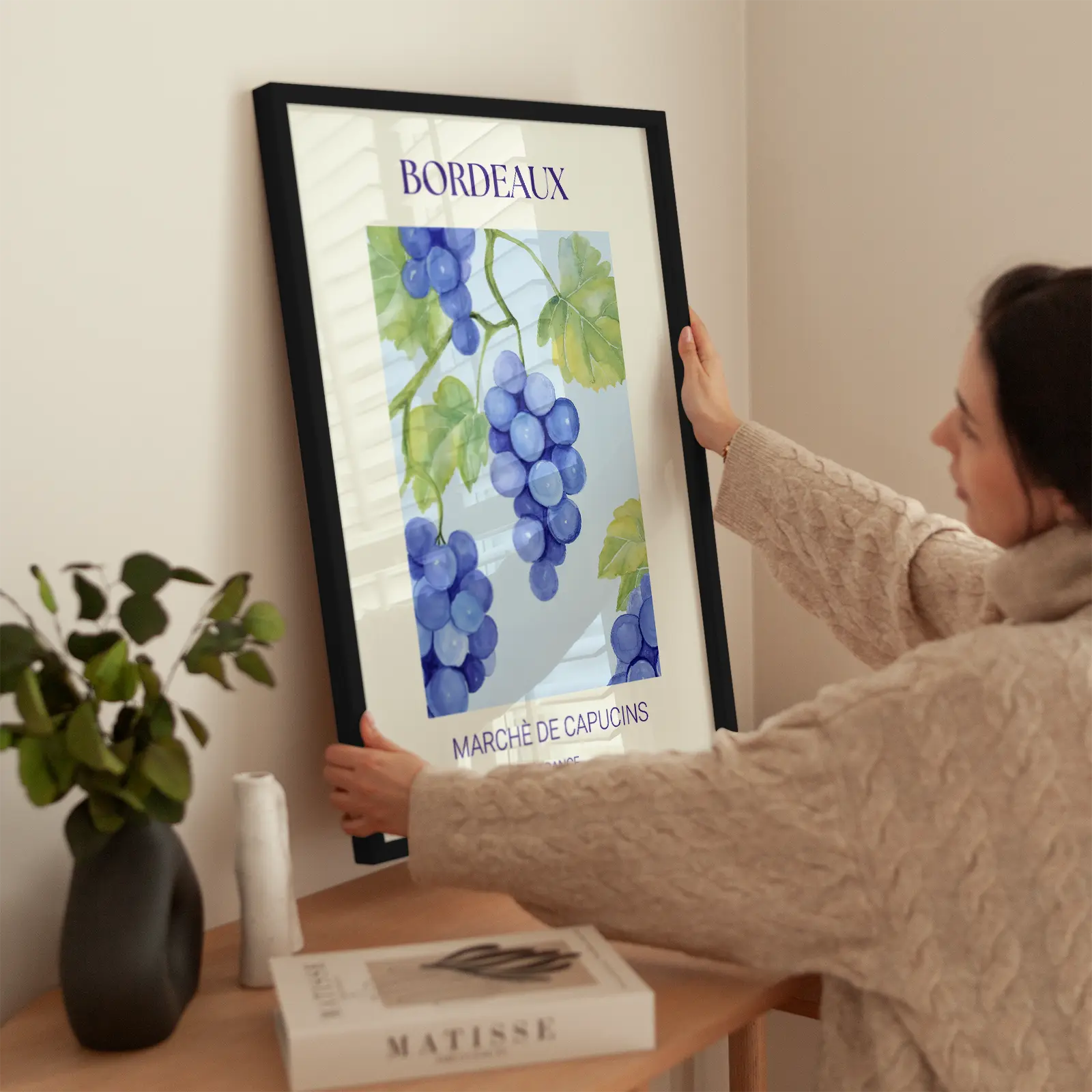 Bordeaux Grapes wird aufgehängt