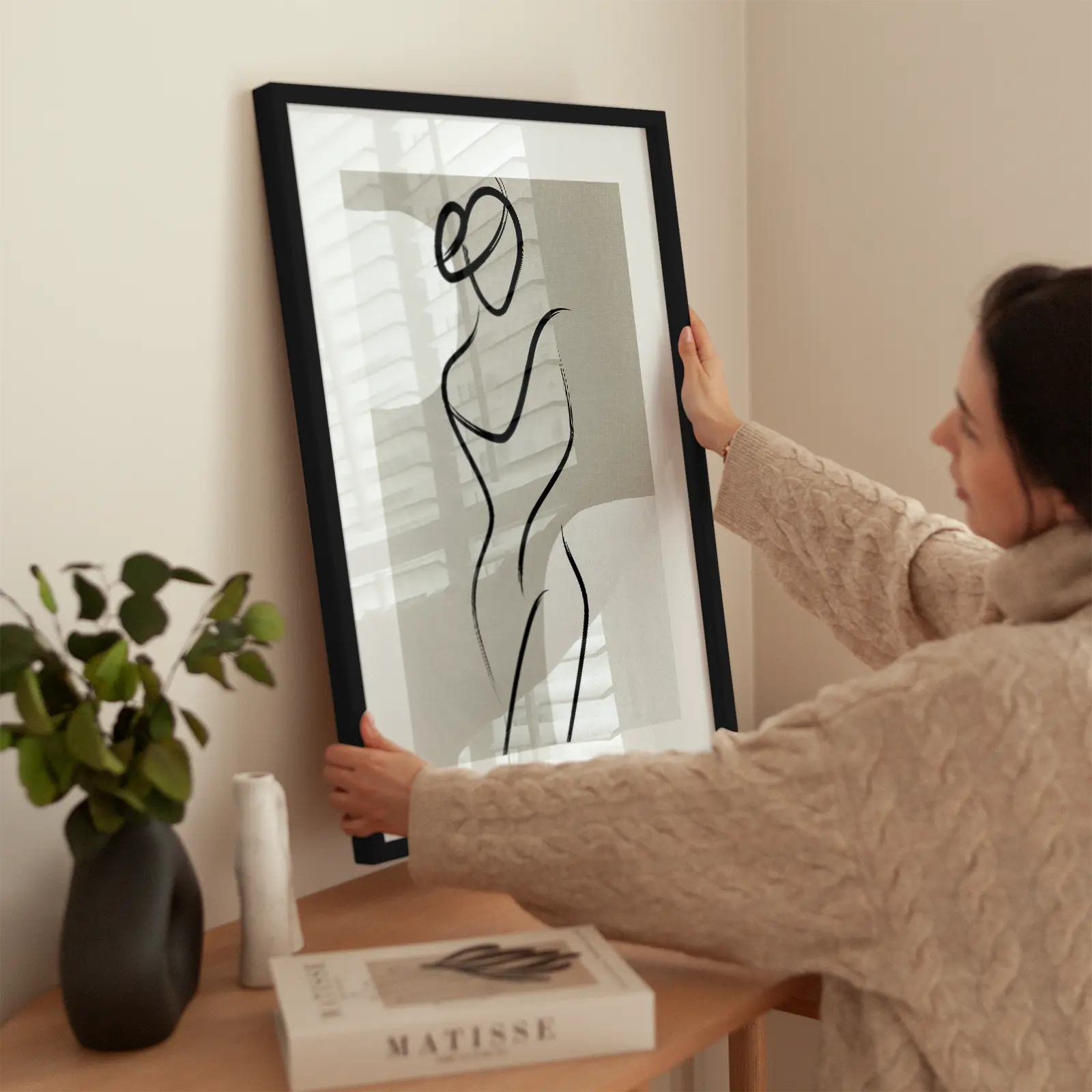 Feminine Essence wird aufgehängt