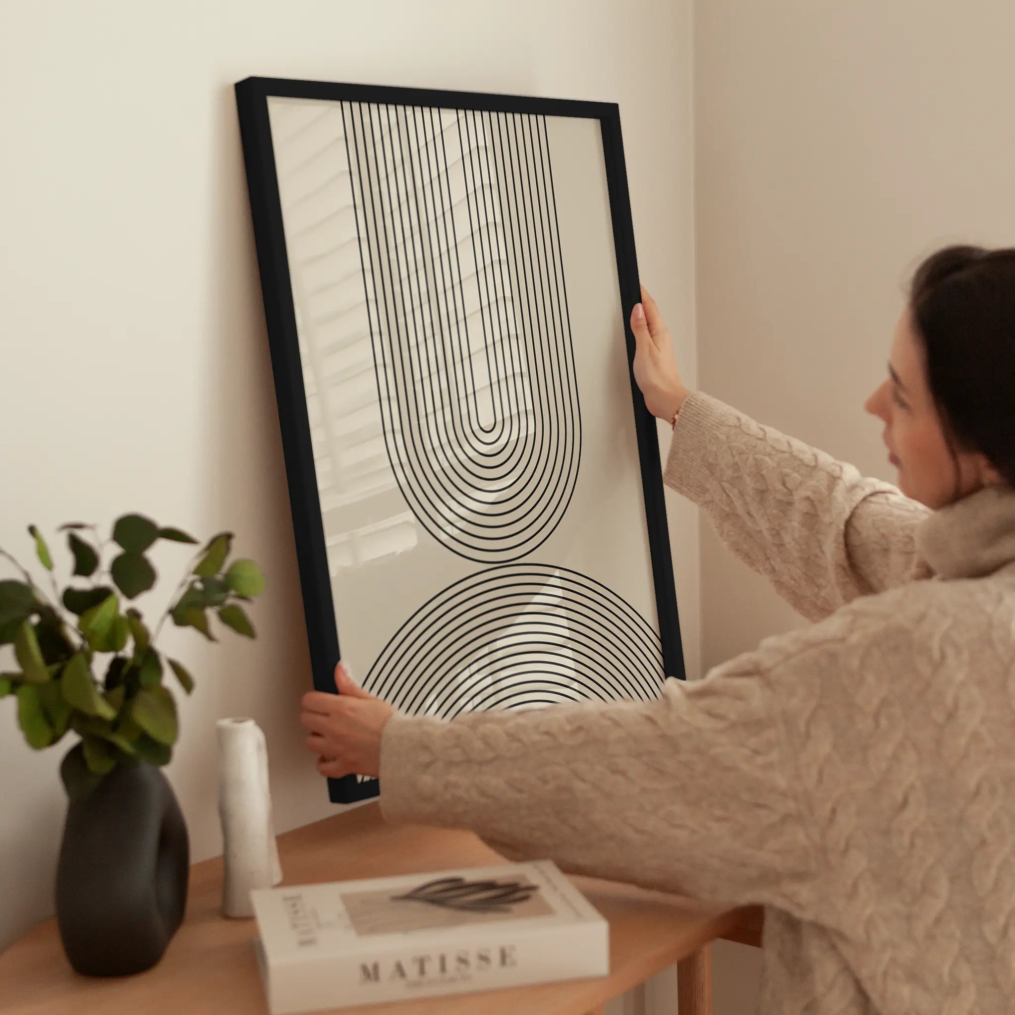 Graphic Arches wird aufgehängt