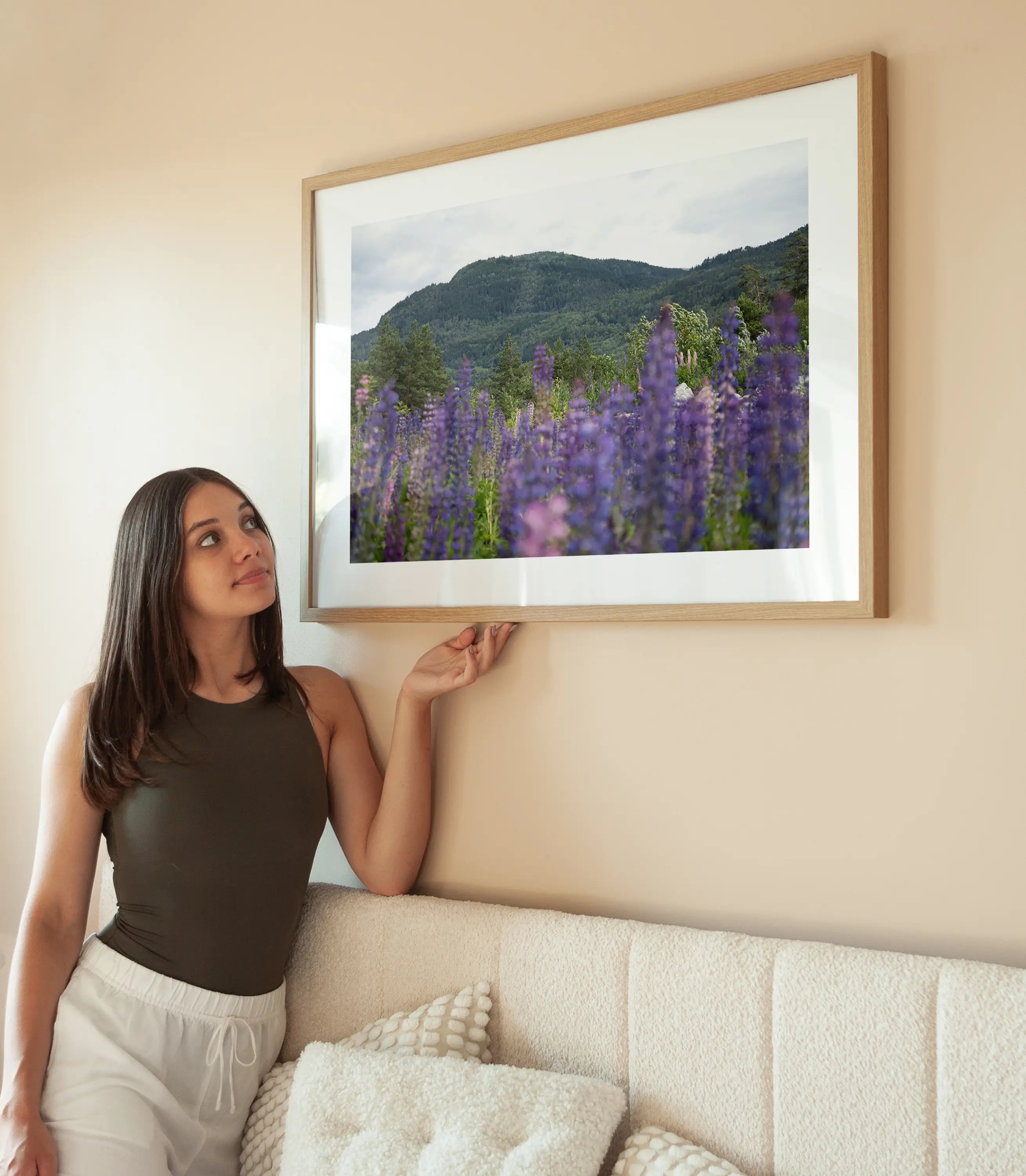 Lupine Meadow wird aufgehängt