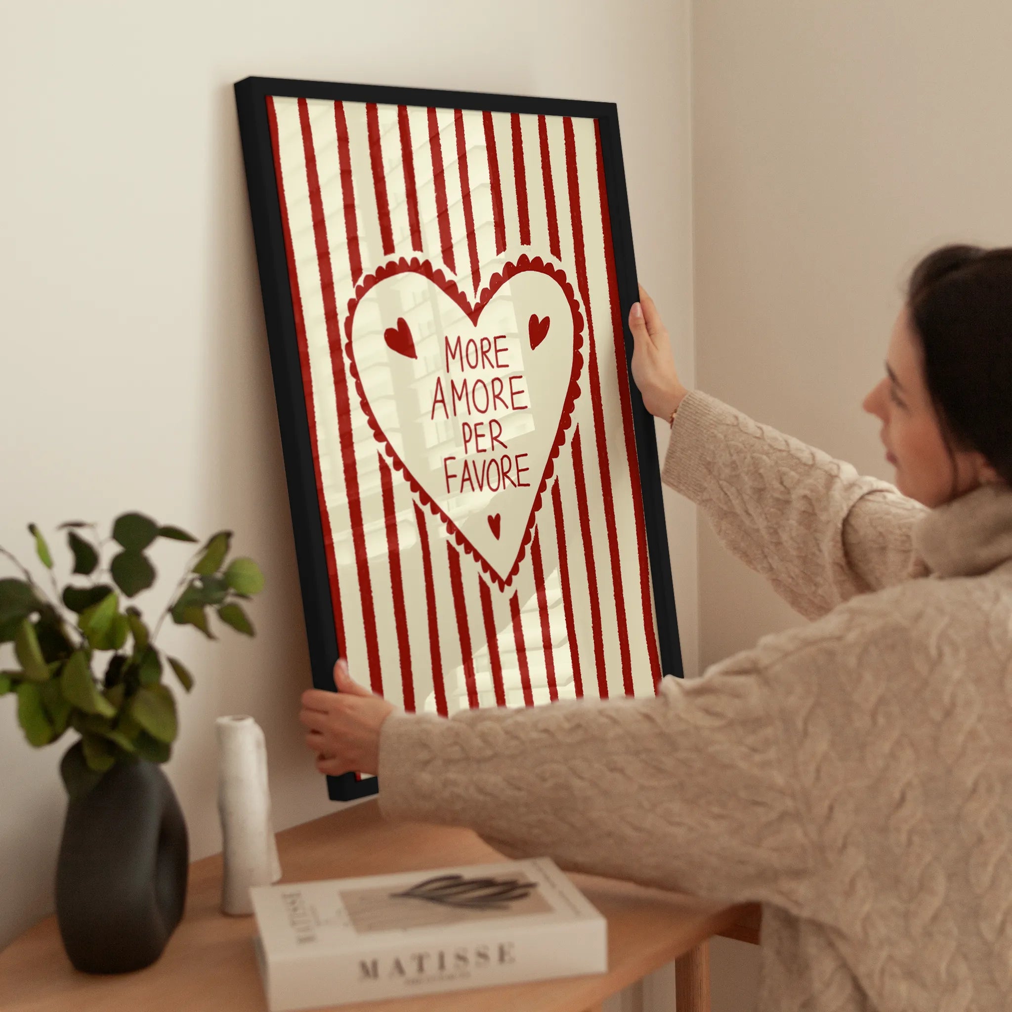 More Amore Per Favore wird aufgehängt