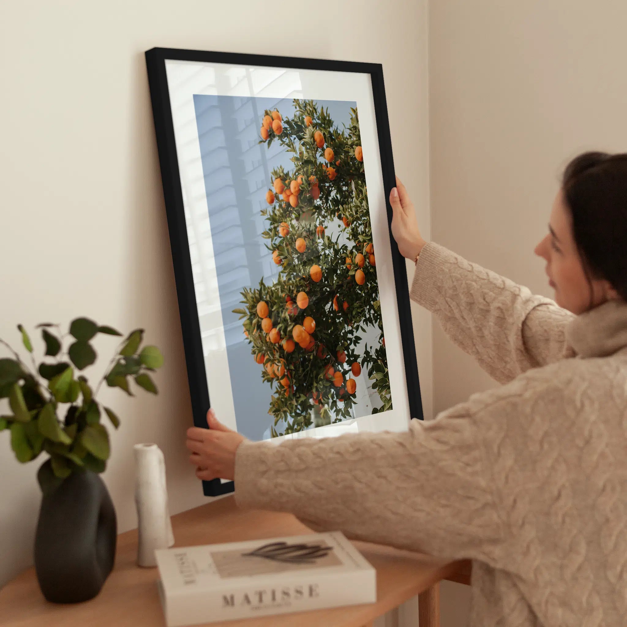 Orange Tree wird aufgehängt