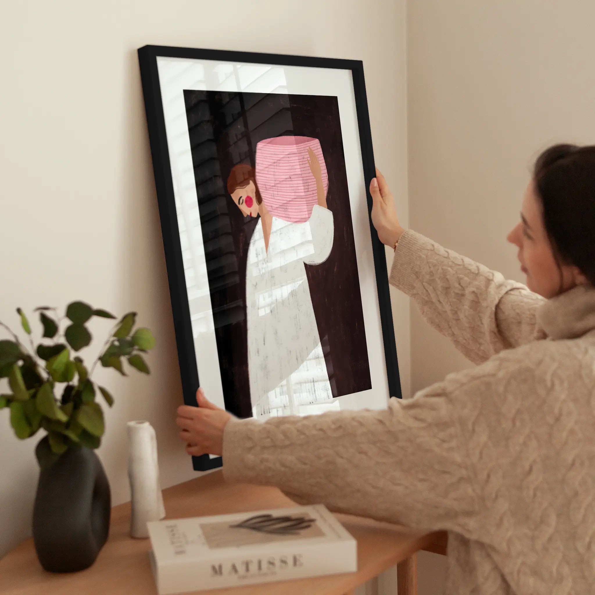 The Woman with the Pink Basket wird aufgehängt