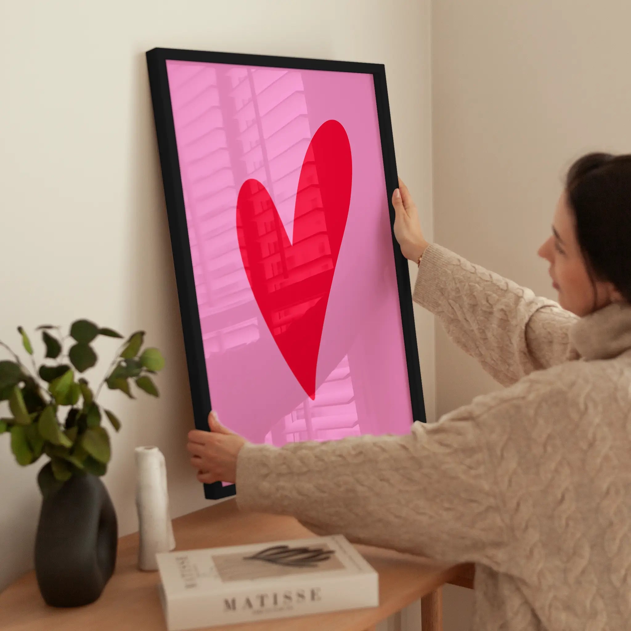 Red Heart wird aufgehängt