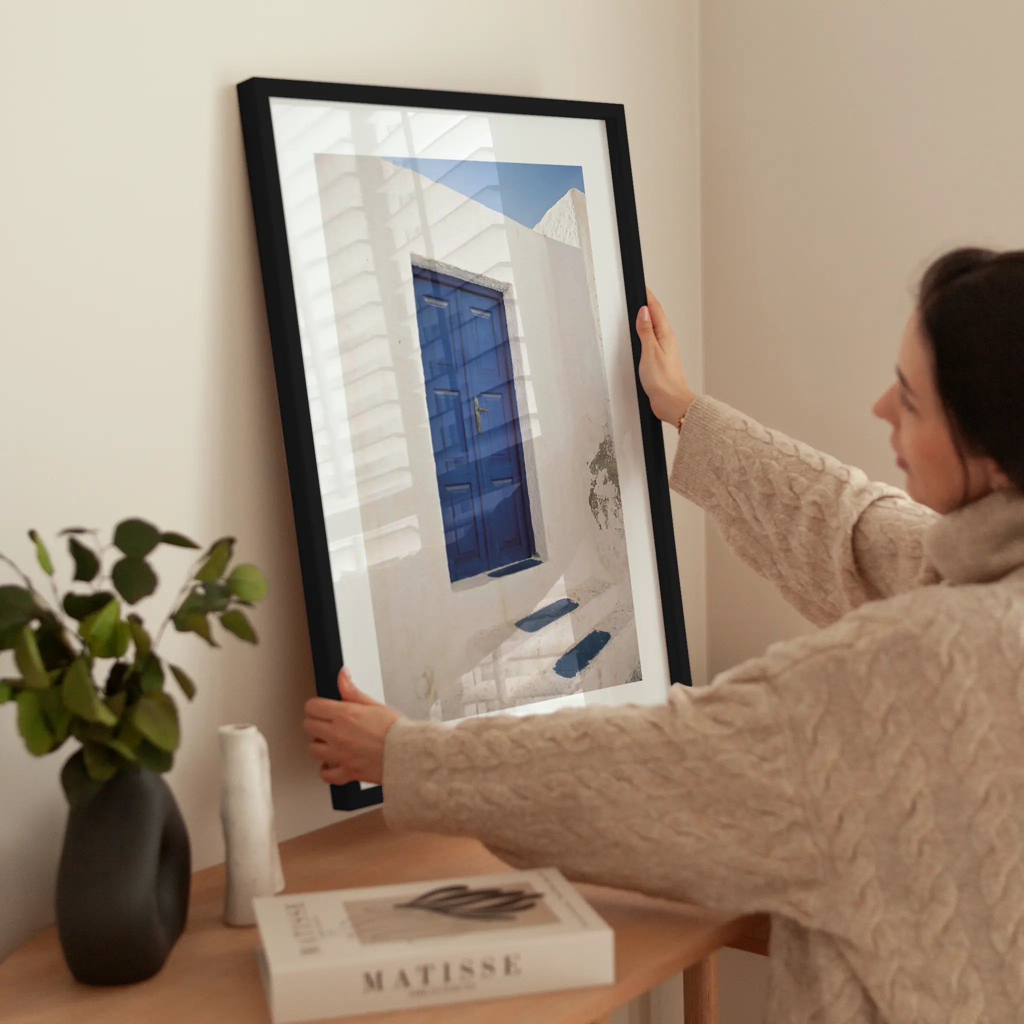Santorini Doorway wird aufgehängt