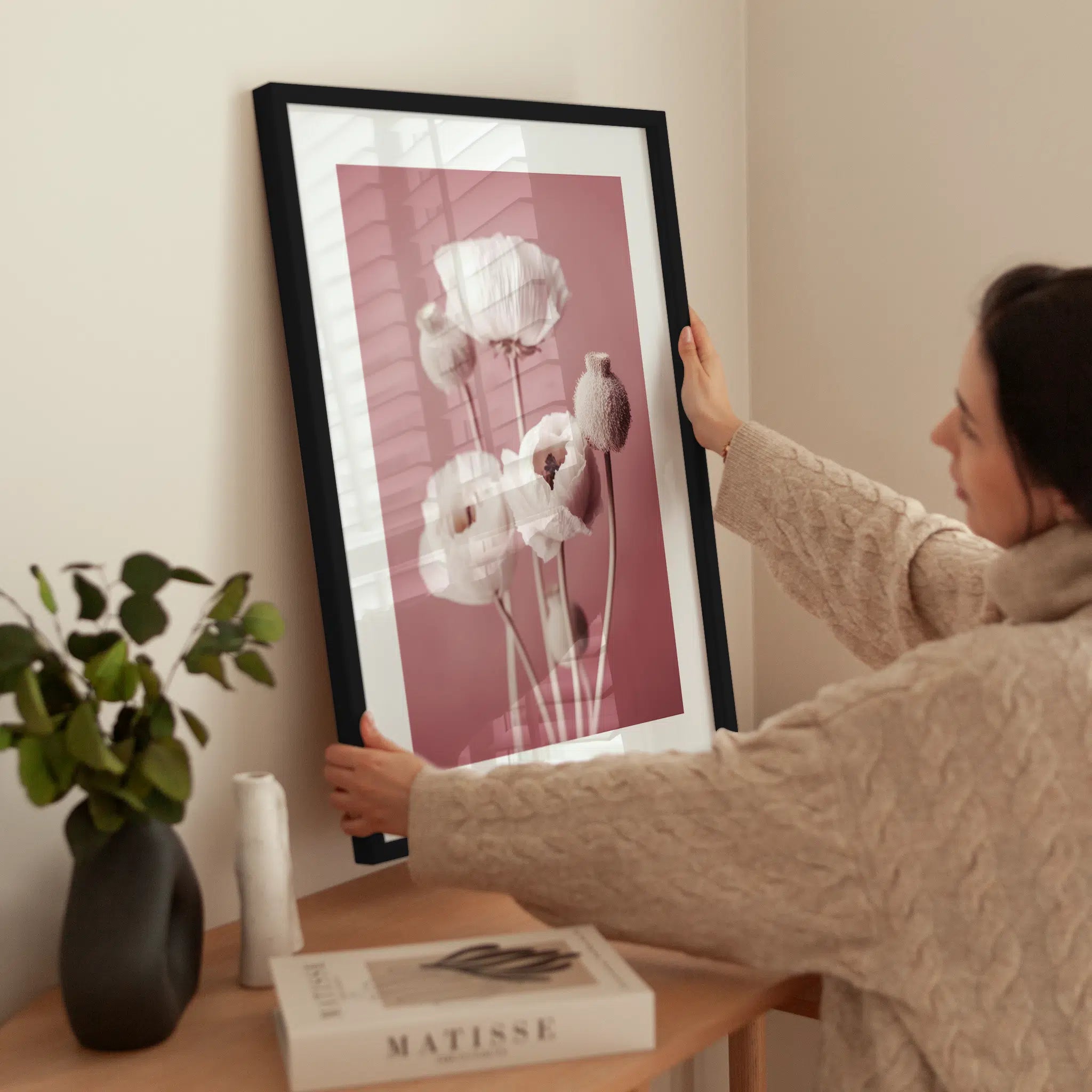 White Poppies wird aufgehängt