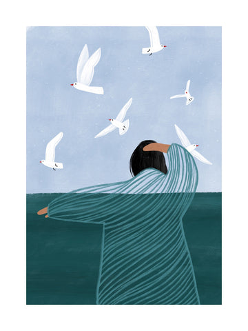 Illustration einer Frau, die auf das Meer hinausschaut, während Möwen über sie hinwegfliegen.