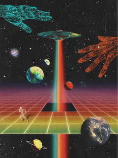 Ein farbenfrohes Weltraumposter mit einem UFO, das einen Regenbogenstrahl ausstrahlt, umgeben von Planeten und Sternen.