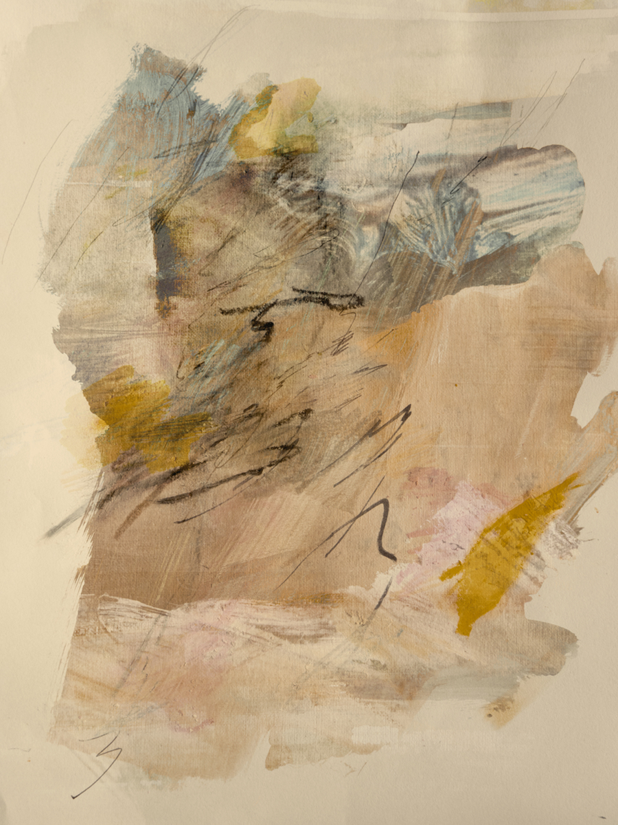 Abstrakte Kunst mit gelben, blauen und beigen Formen auf einem Poster.