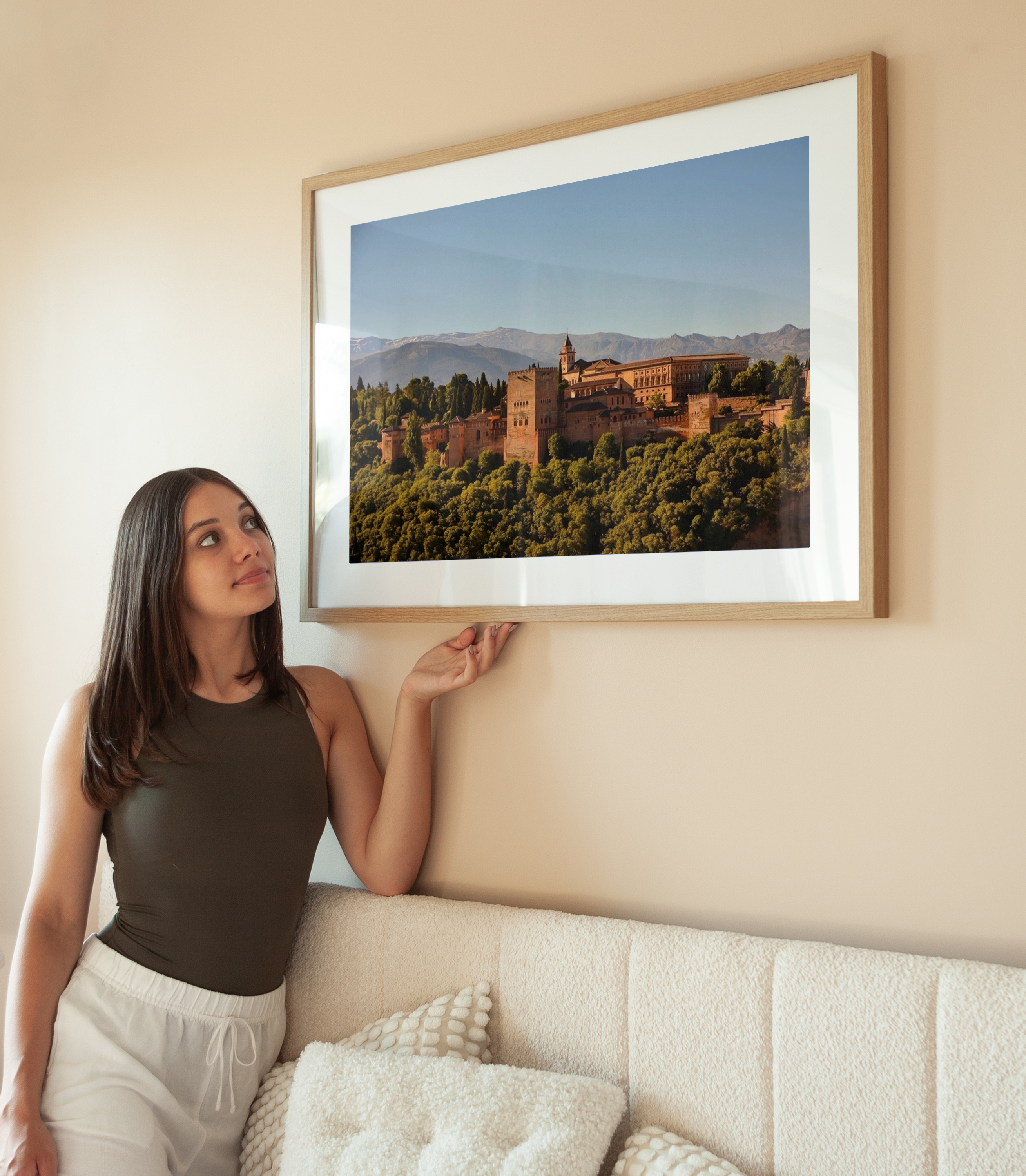 Alhambra wird aufgehängt