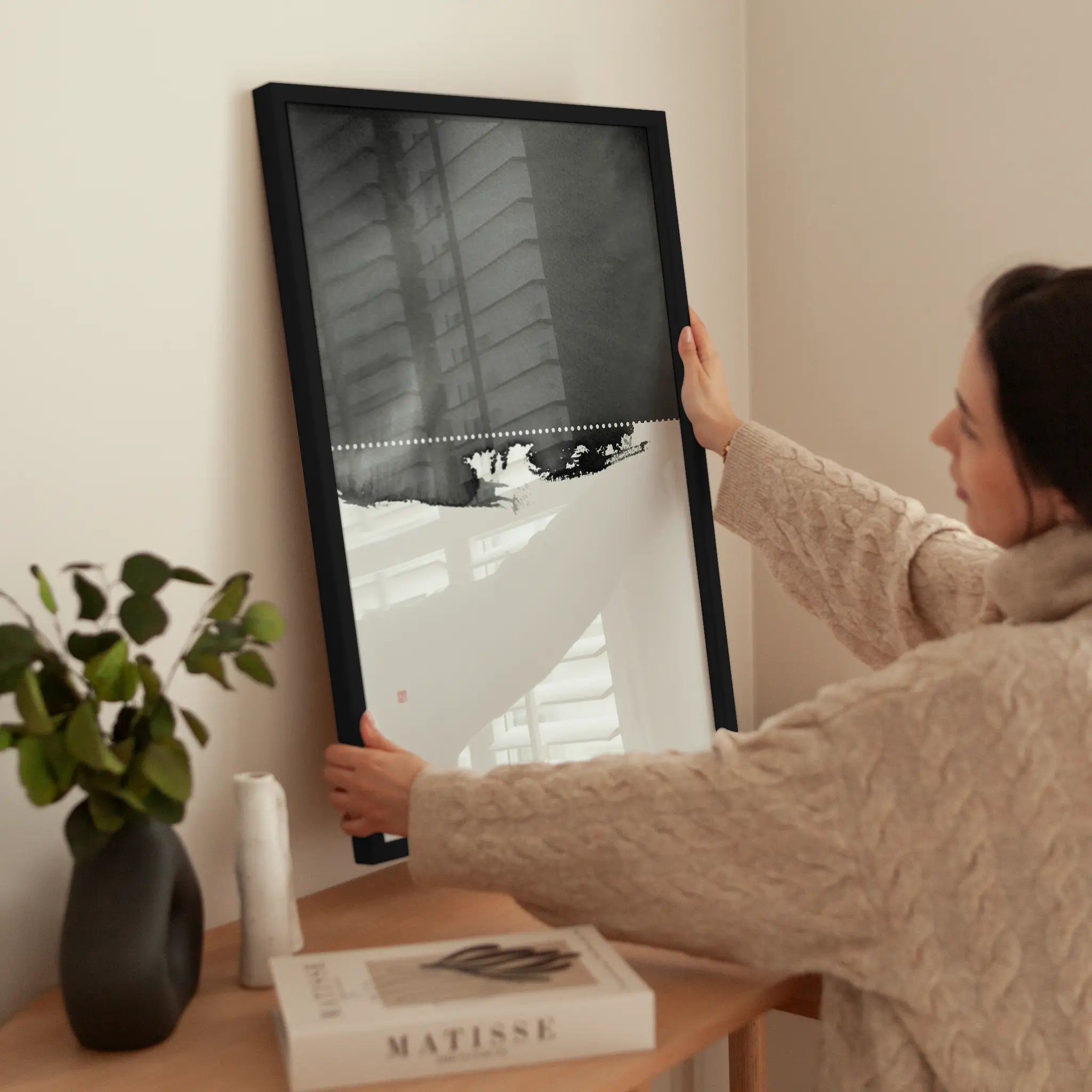 Art of Asahi wird aufgehängt