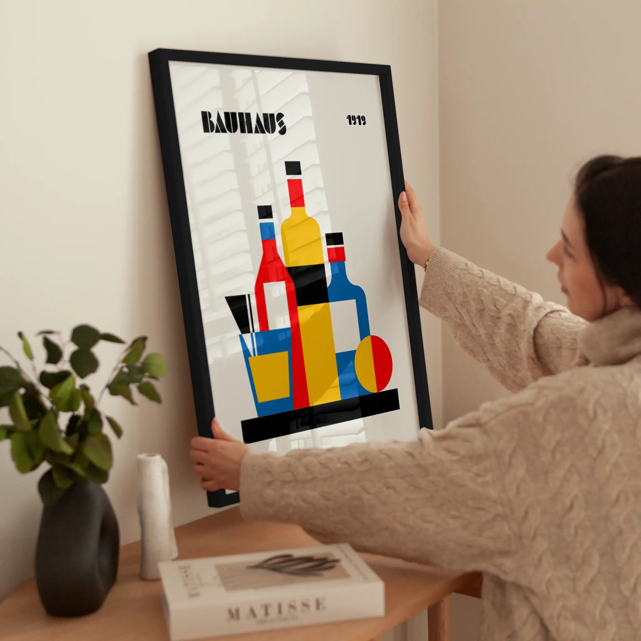 Bauhaus Bar wird aufgehängt