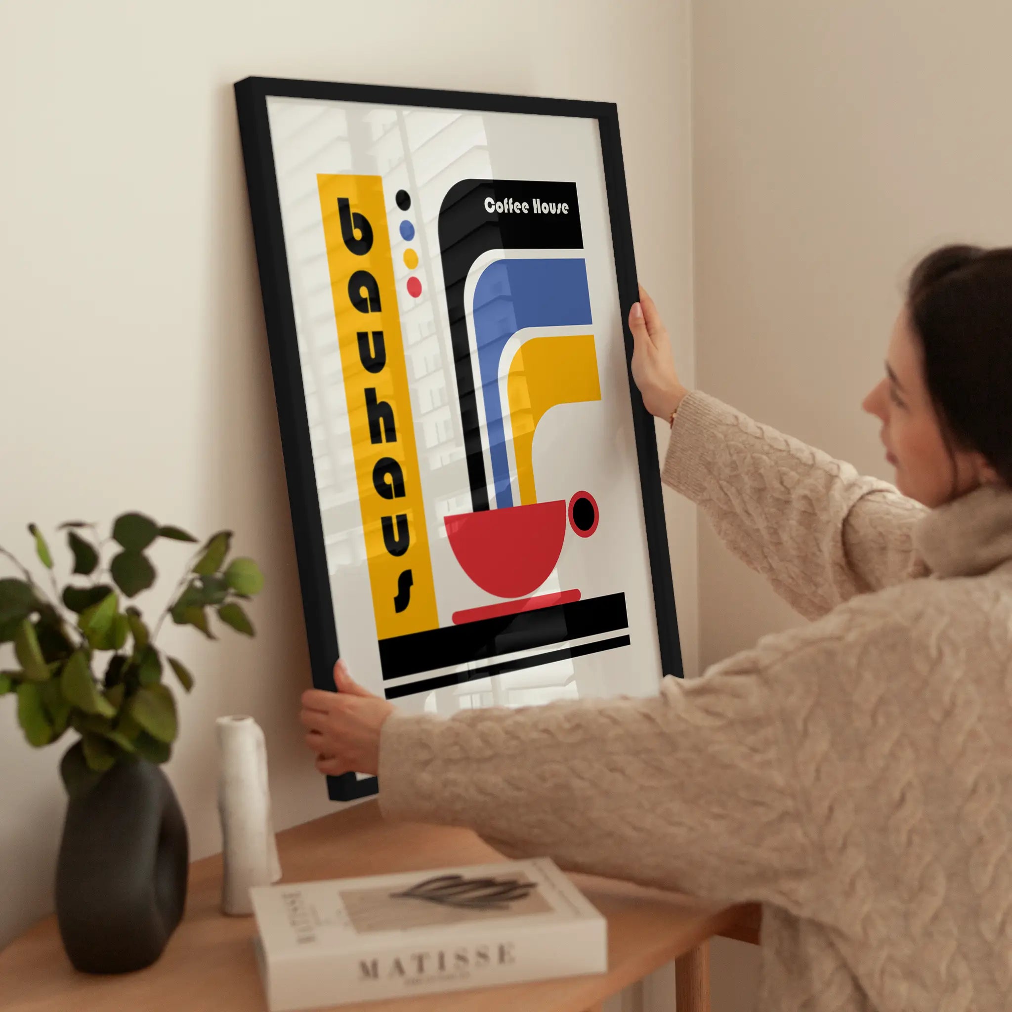 Bauhaus Coffee House wird aufgehängt