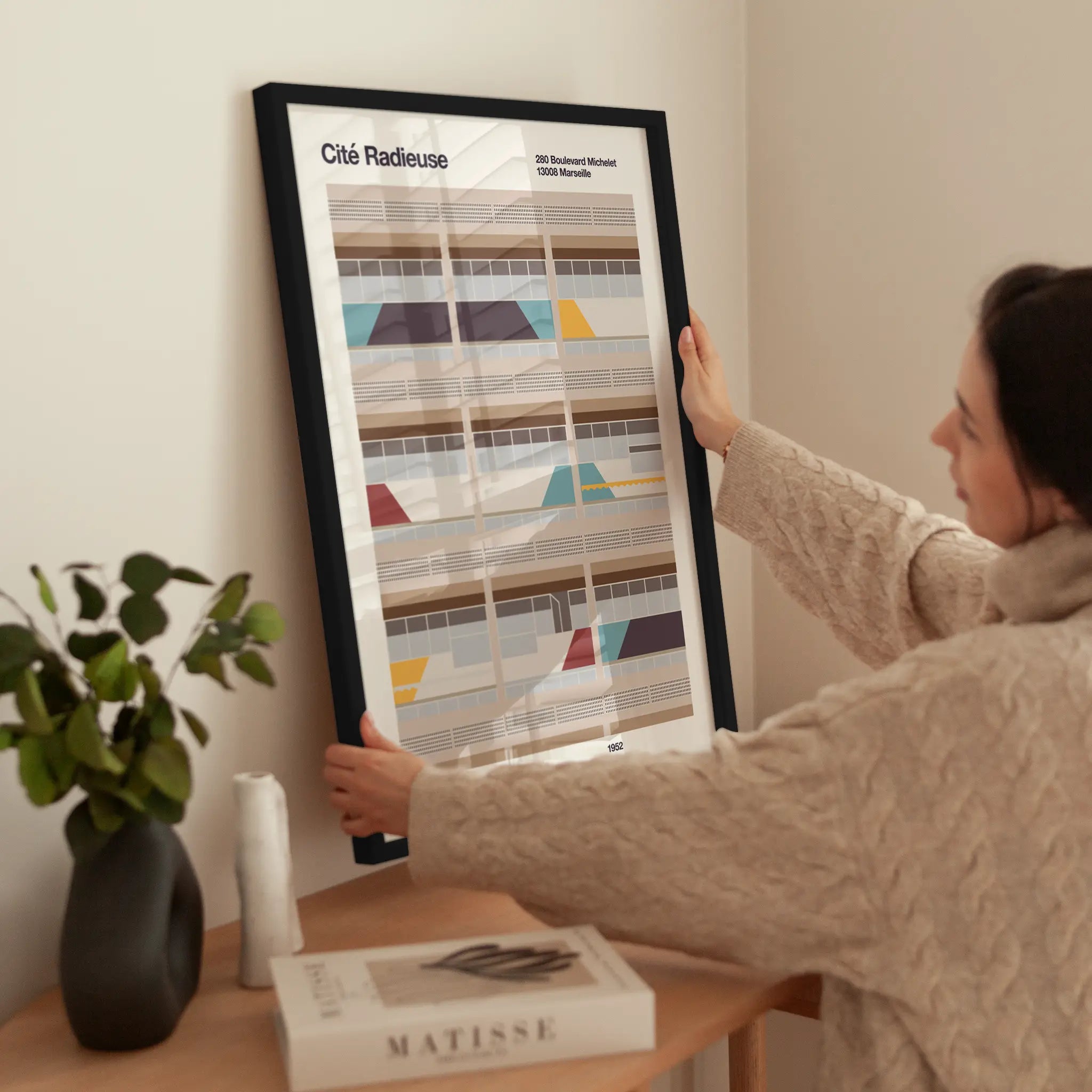 Cite Radieuse wird aufgehängt