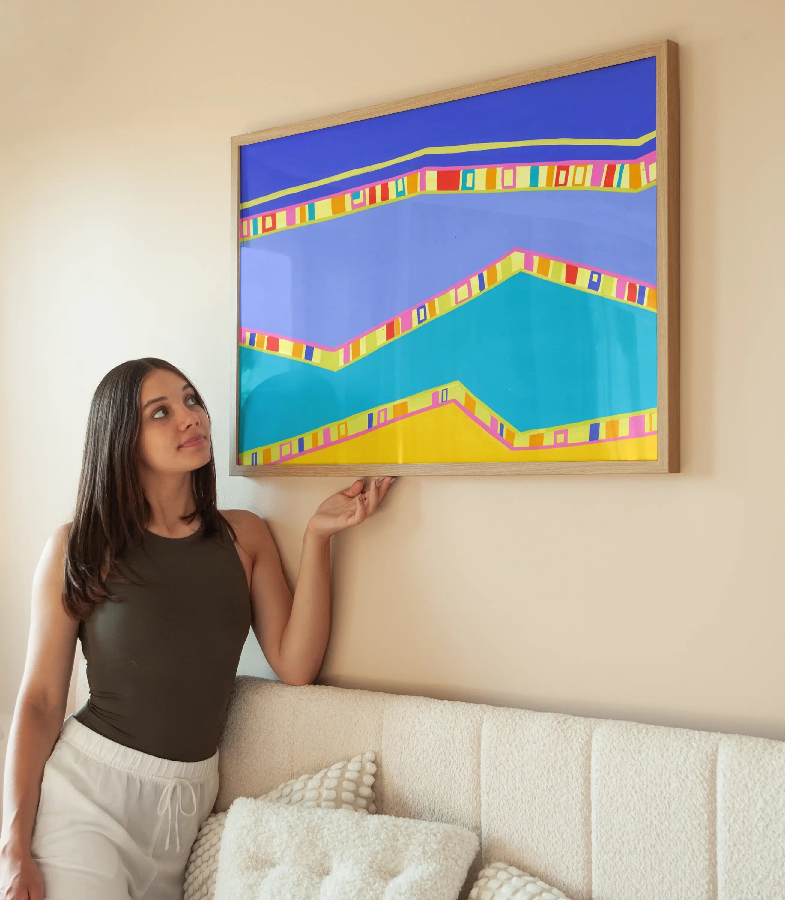 Color Pathways wird aufgehängt
