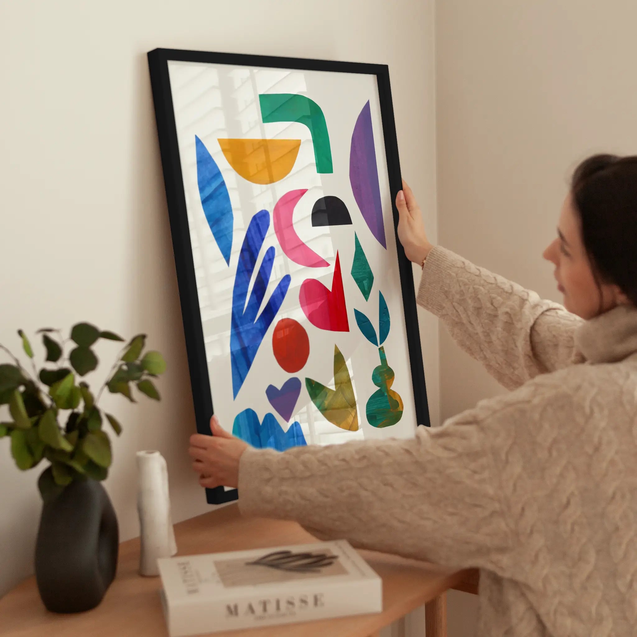 Colorful Cutout Shapes wird aufgehängt