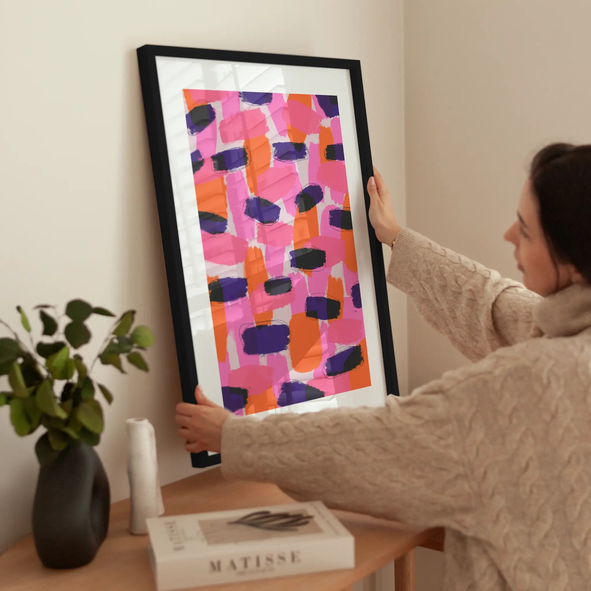 Colorful Strokes wird aufgehängt