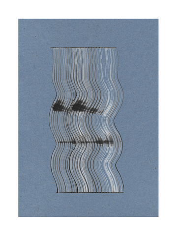 Ein wellenförmiges, gestreiftes Gefäß auf blauem Hintergrund.