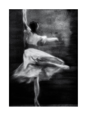 Schwarzweiß-Fotografie einer Ballerina in Bewegung mit Vintage-Look.