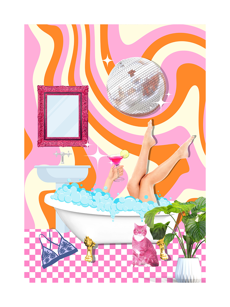 Person in Badewanne mit Discokugel, Katze und Pflanzen vor pink-orangefarbenem Hintergrund.