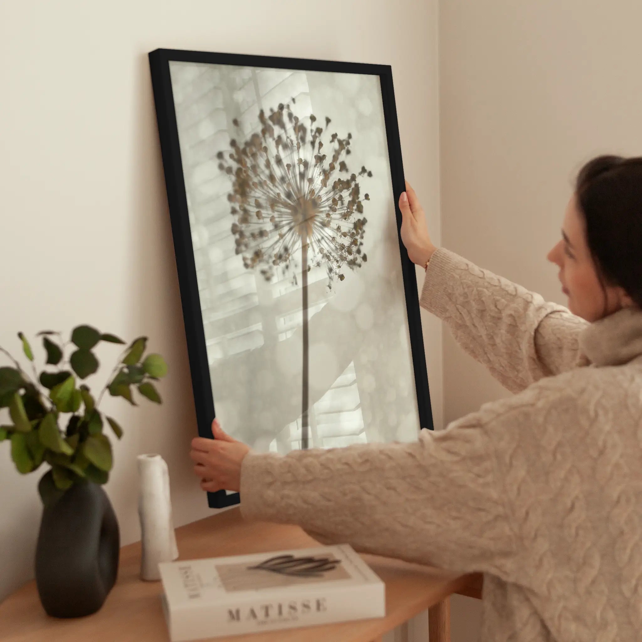 Dried Plant wird aufgehängt