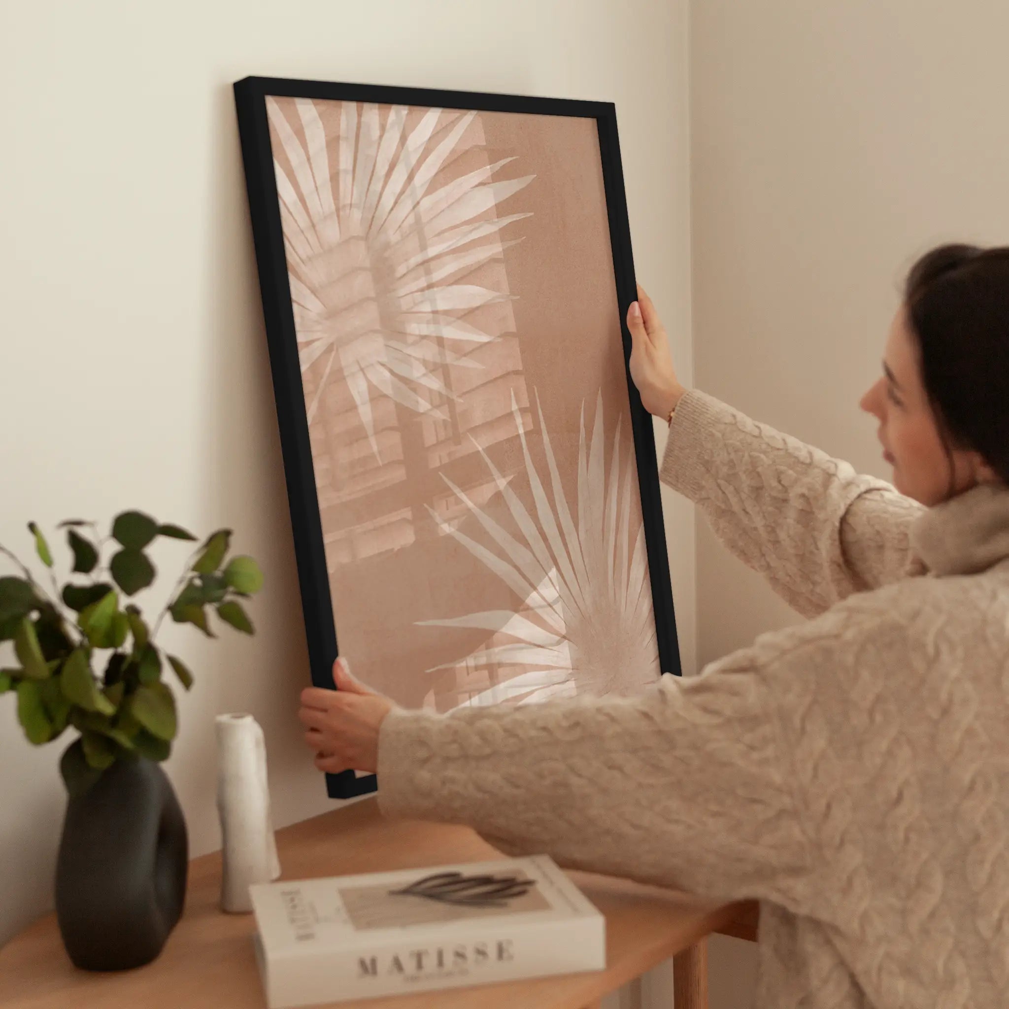 Dusty Pink Palm wird aufgehängt