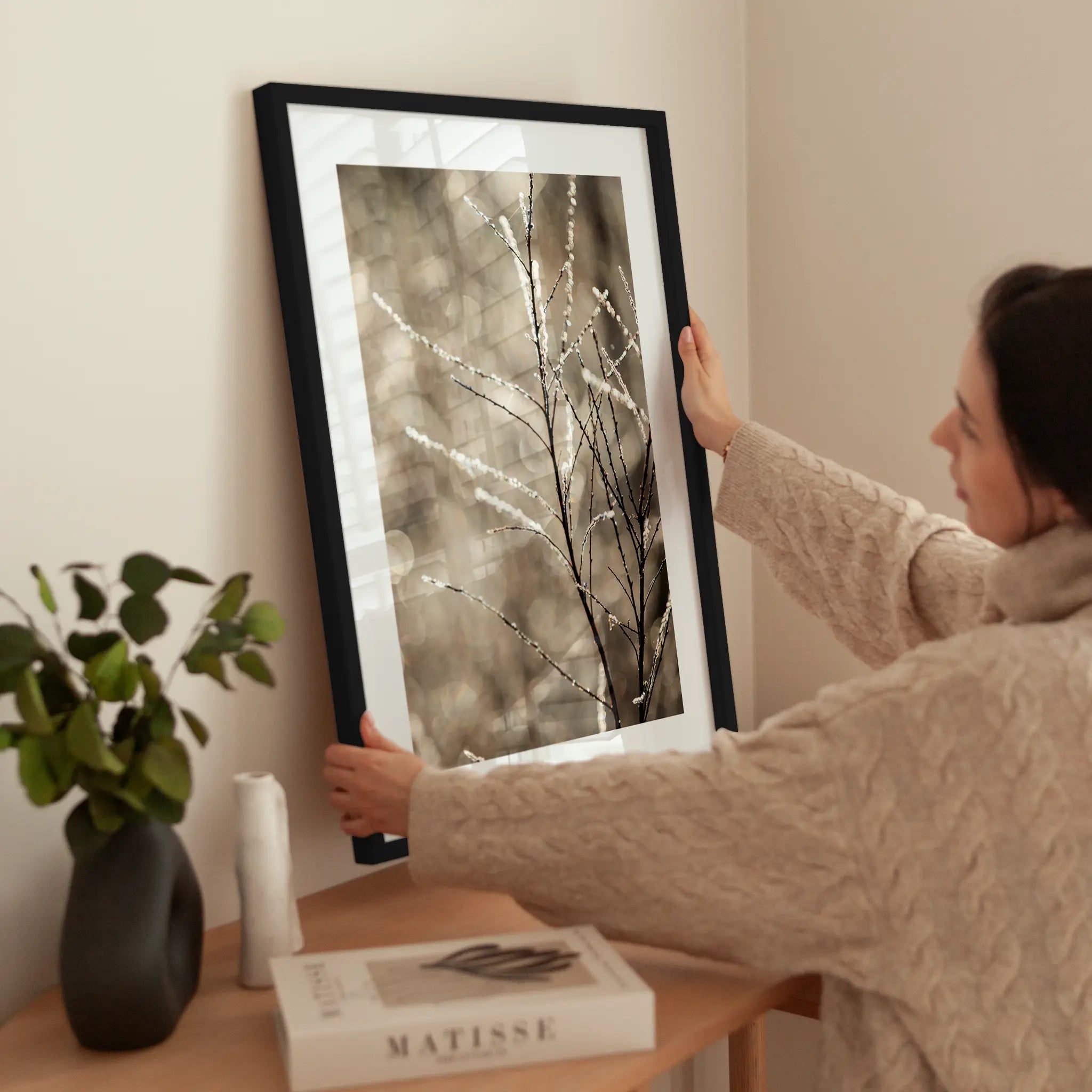 Frozen Branches wird aufgehängt