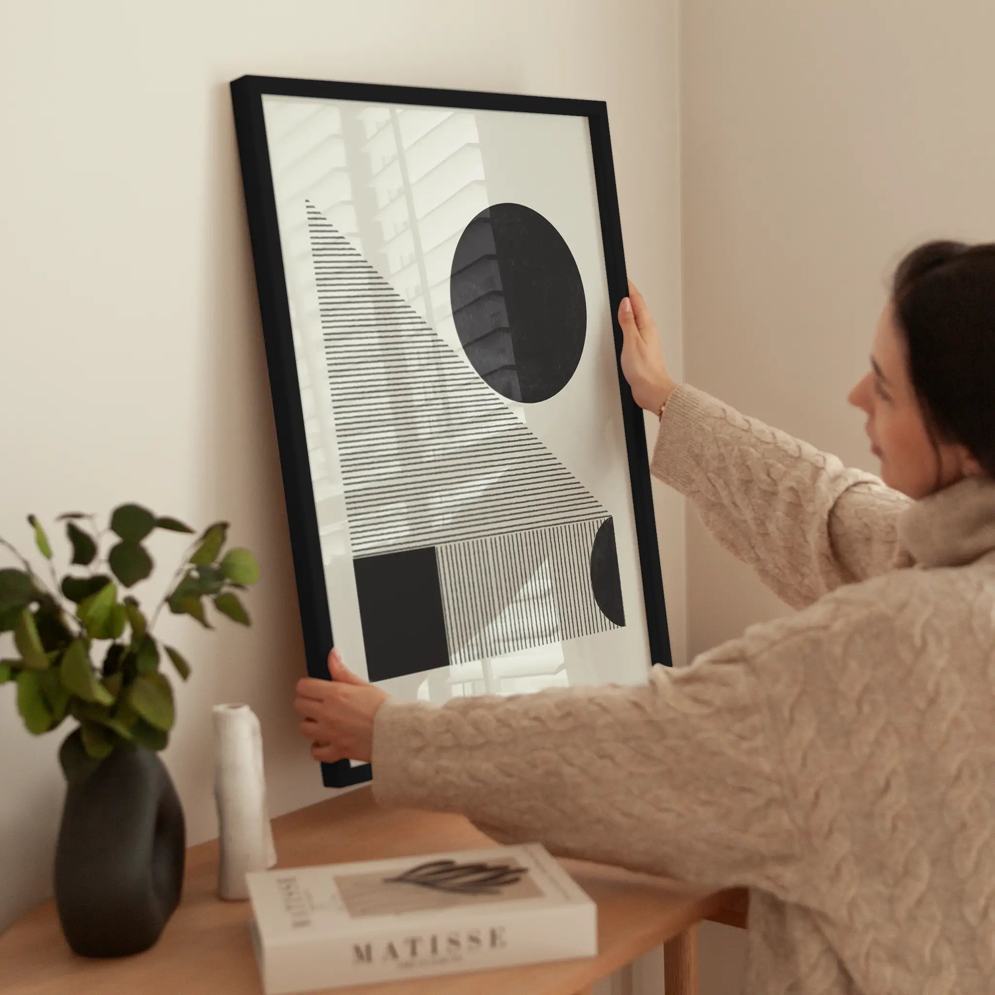 Geometric Shapes Harmony No2 wird aufgehängt