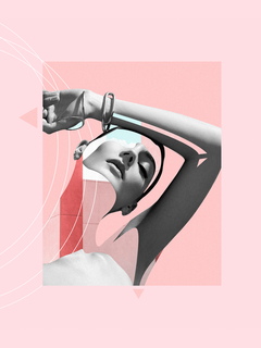 Collage einer Frau in Grautönen mit rosa grafischen Formen.