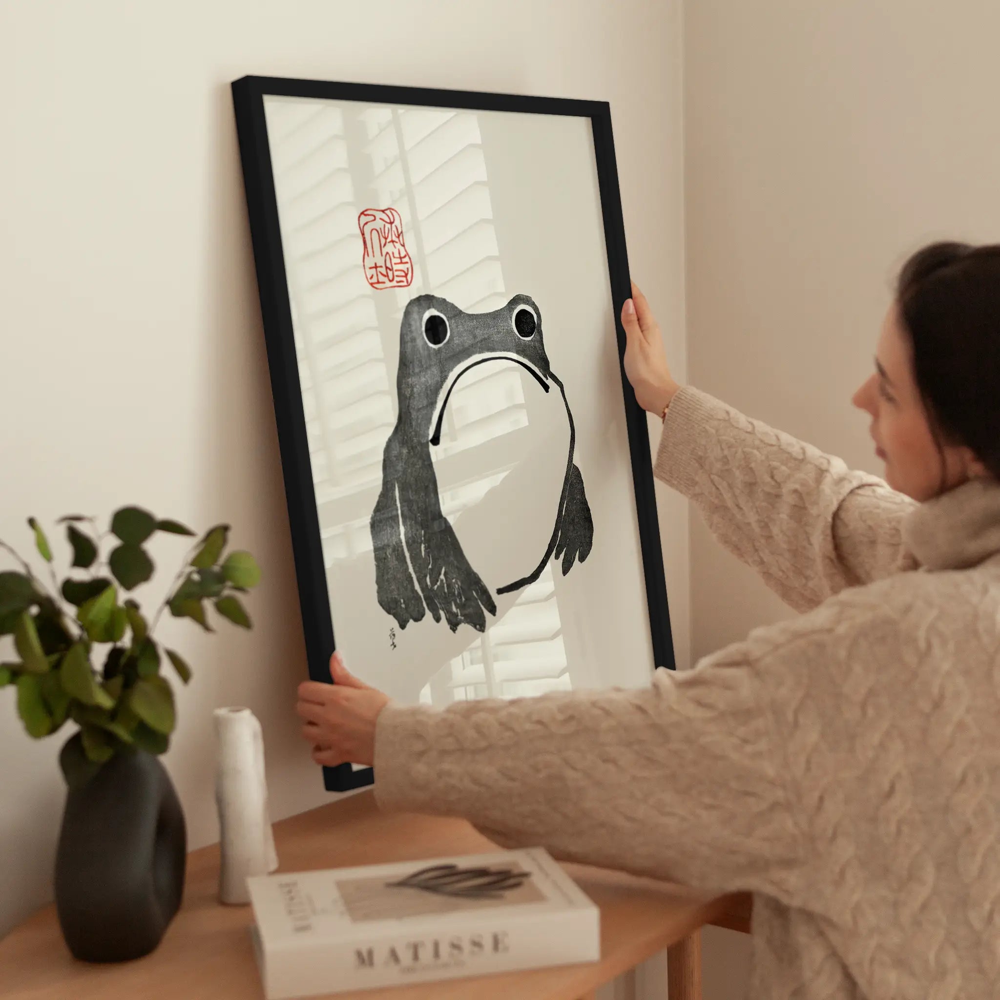 Japanese Ink Frog wird aufgehängt