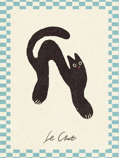 Illustration einer schwarzen Katze auf beigefarbenem Grund mit blauem Karomuster und dem Text "Le Chat".
