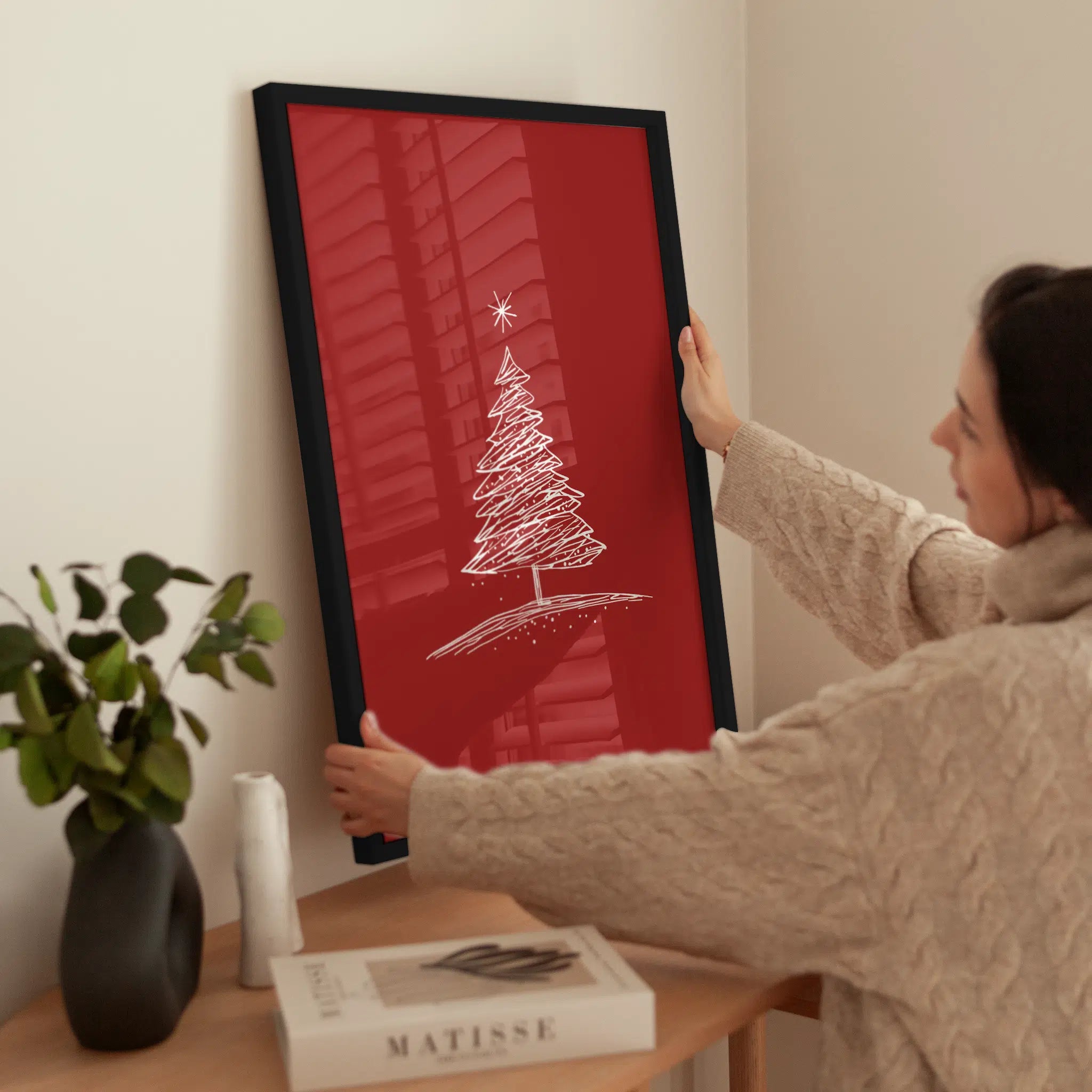 Minimal Red Christmas Sketch wird aufgehängt