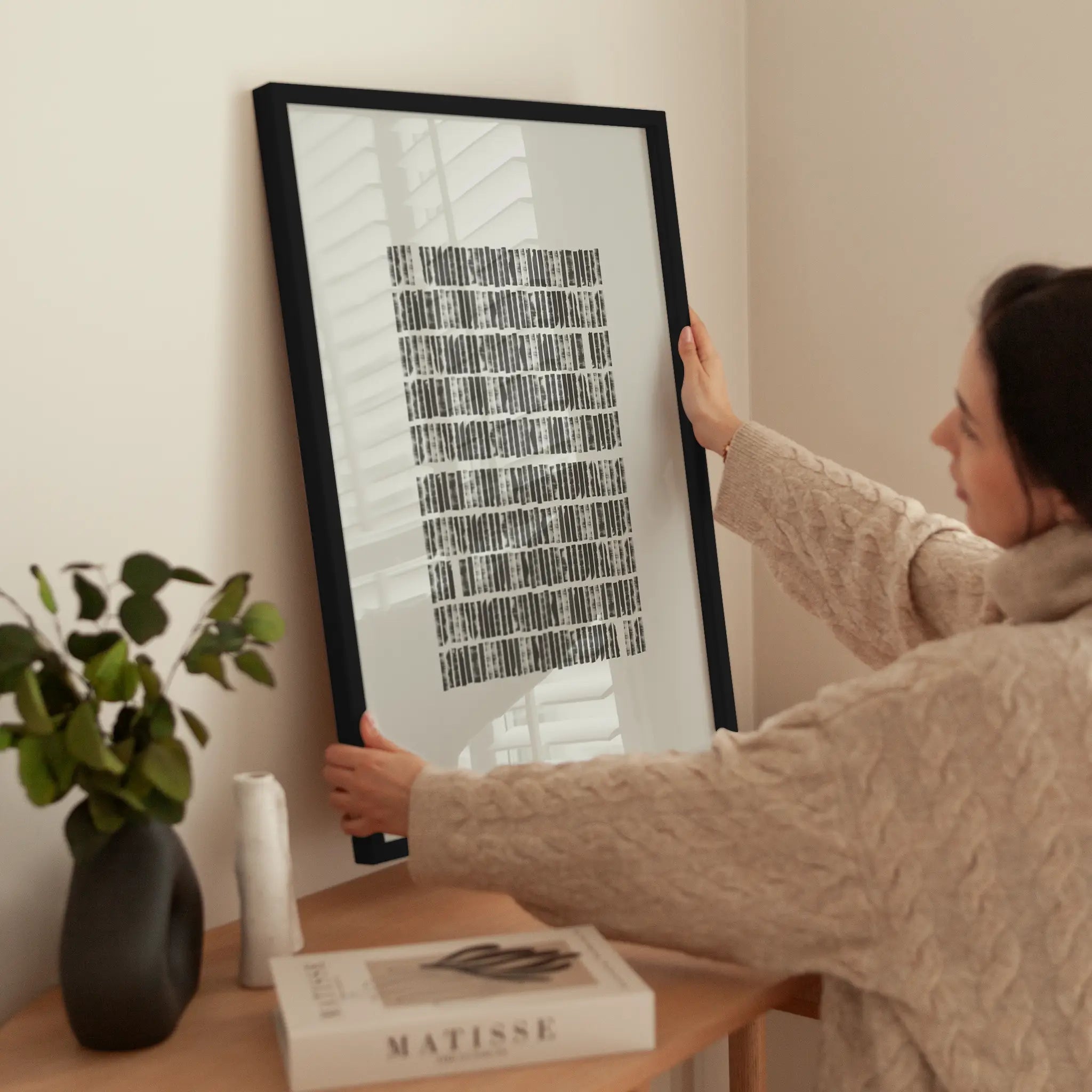 Monochrome Patterns wird aufgehängt