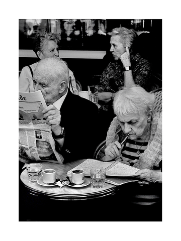 Parisian Café