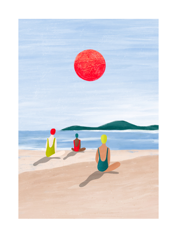 Illustration von drei Frauen in bunten Badeanzügen am Strand mit rotem Kreis am Himmel und blauem Meer.