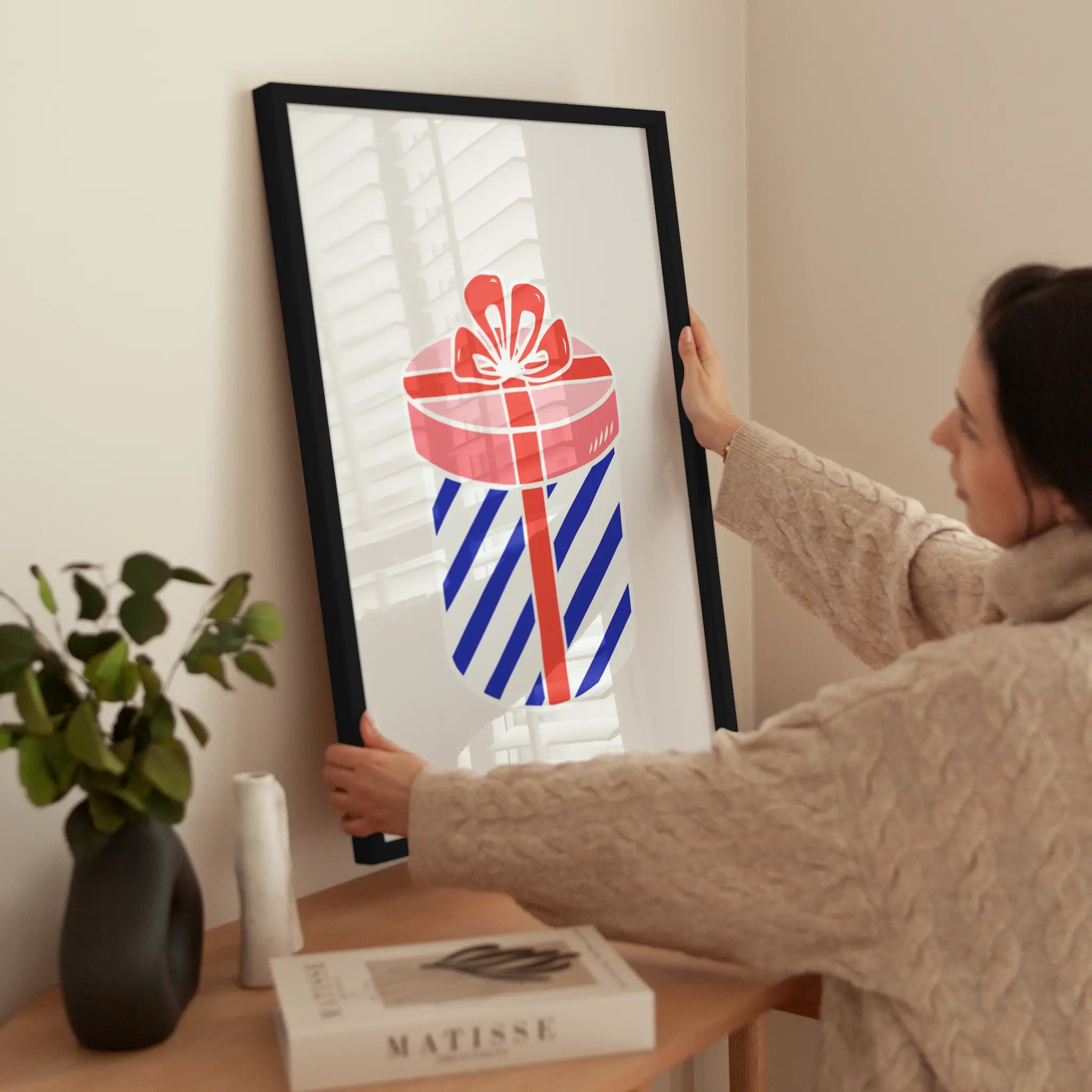 Round Gift wird aufgehängt