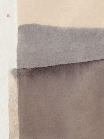 Abstrakte Komposition in weichen, neutralen Farbtönen mit sanften Übergängen.